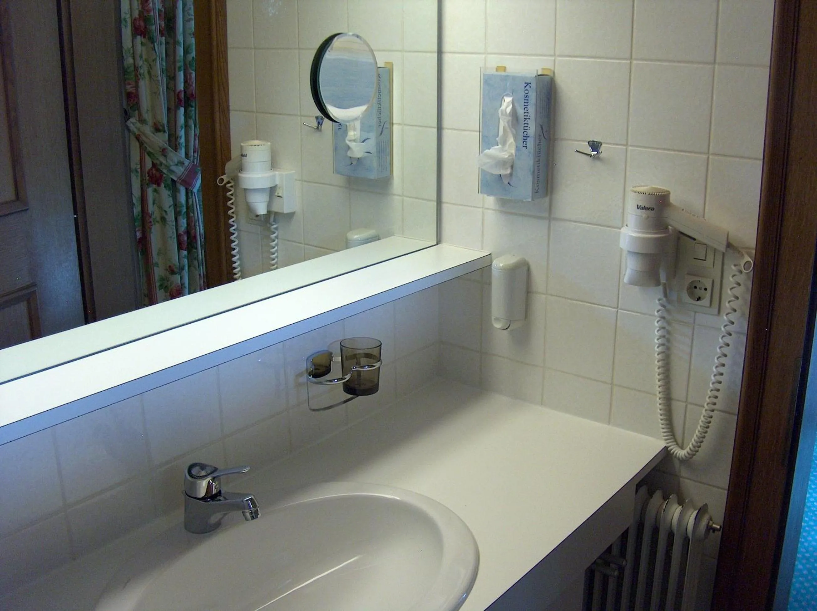Bathroom in Hotel-Garni Felsenhof