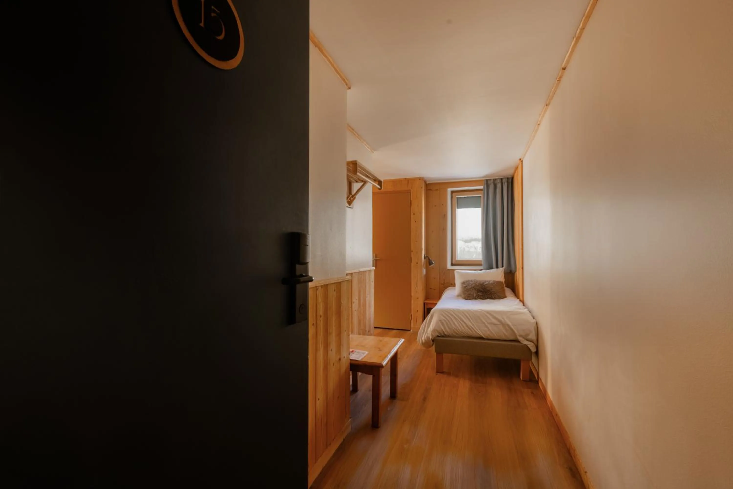 Bedroom, Bed in Hotel le Sherpa