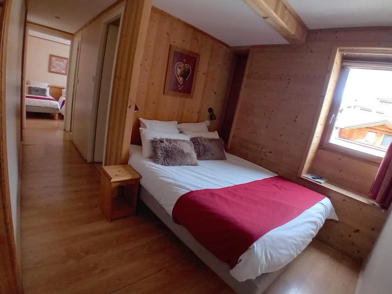 Bed in Hotel le Sherpa