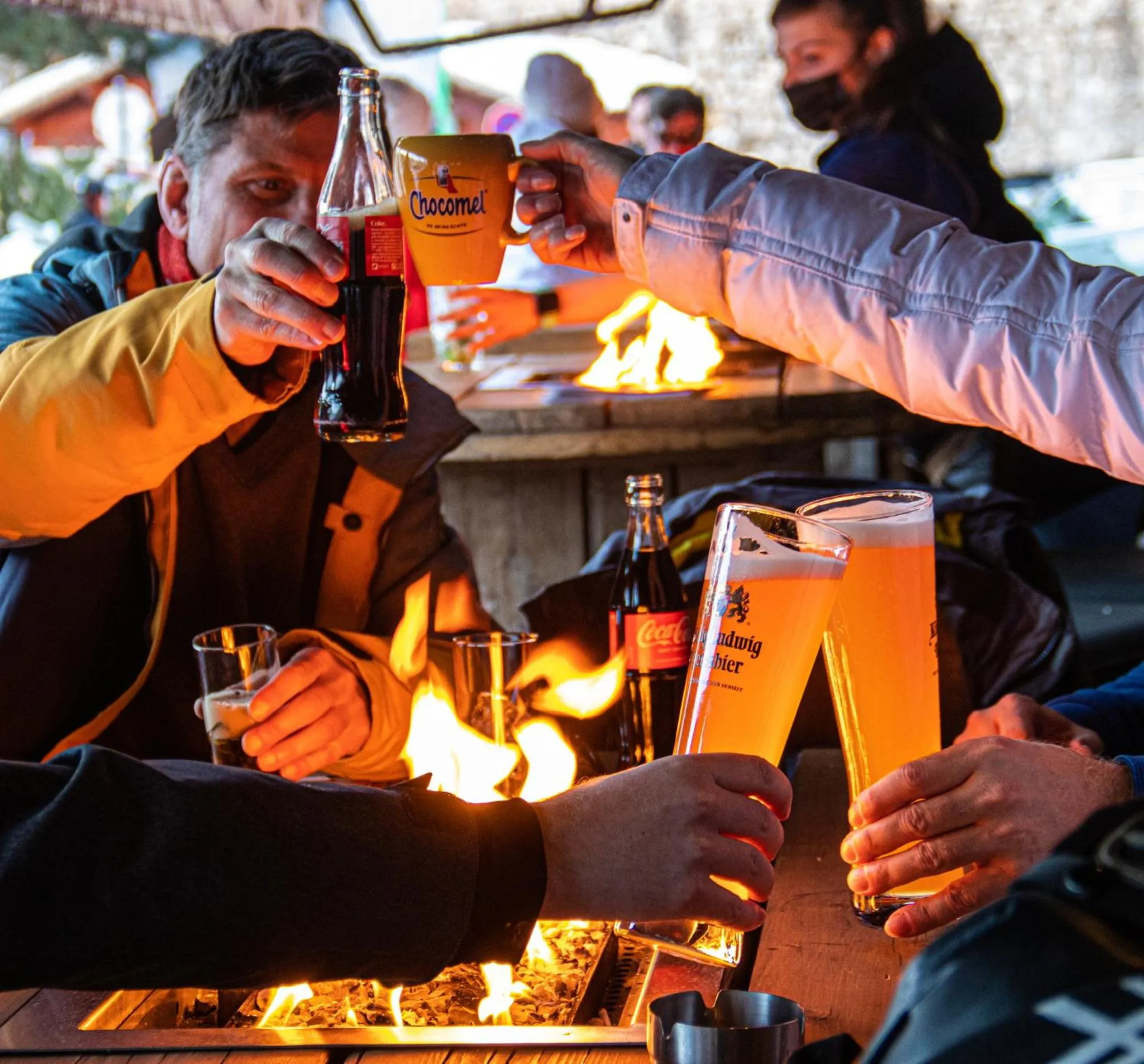 Restaurant/places to eat in Hotel le Sherpa