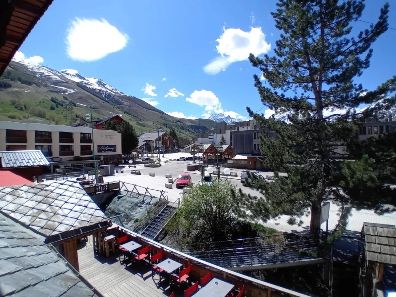 City view in Hotel le Sherpa