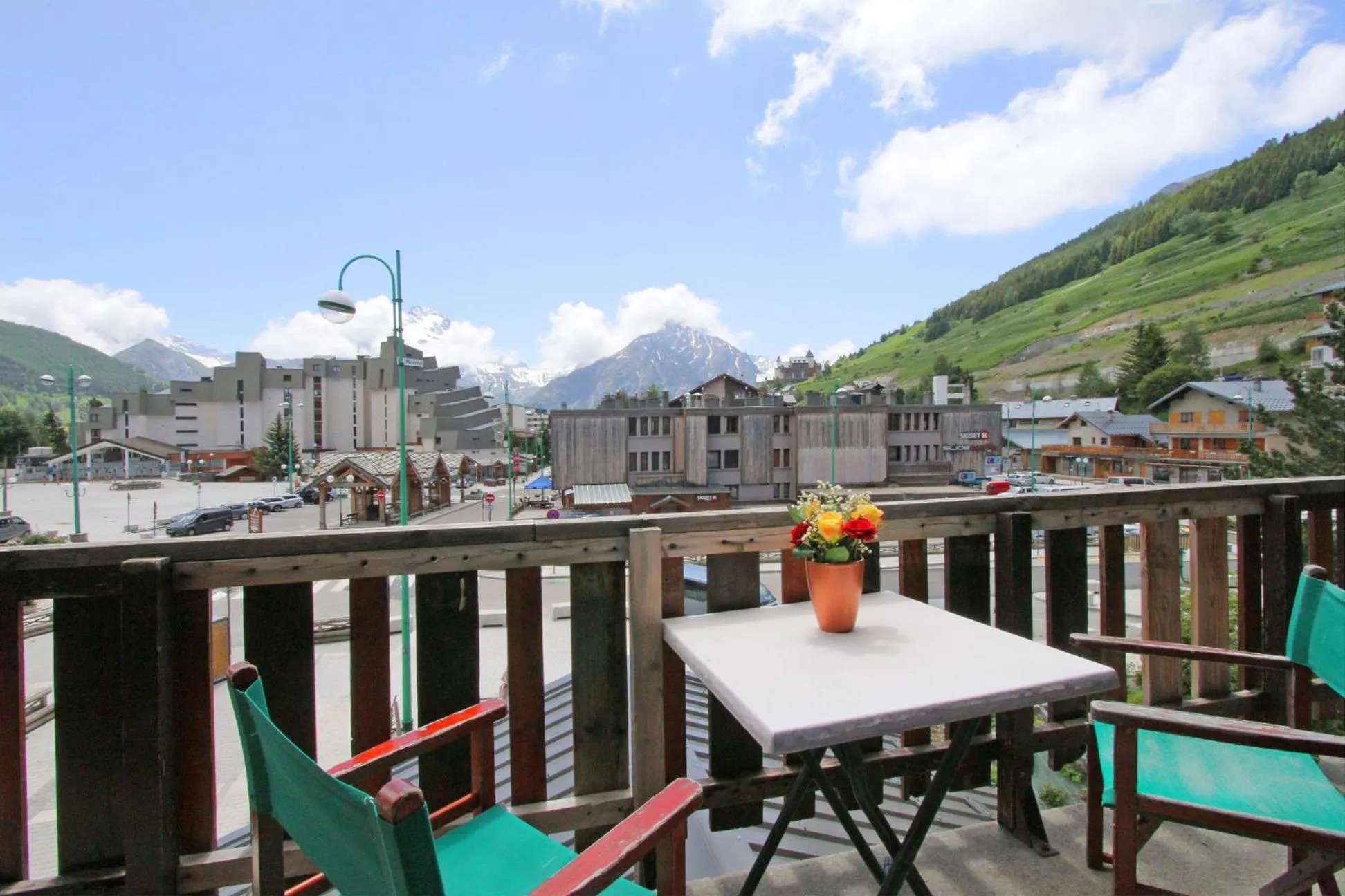 Mountain view in Hotel le Sherpa
