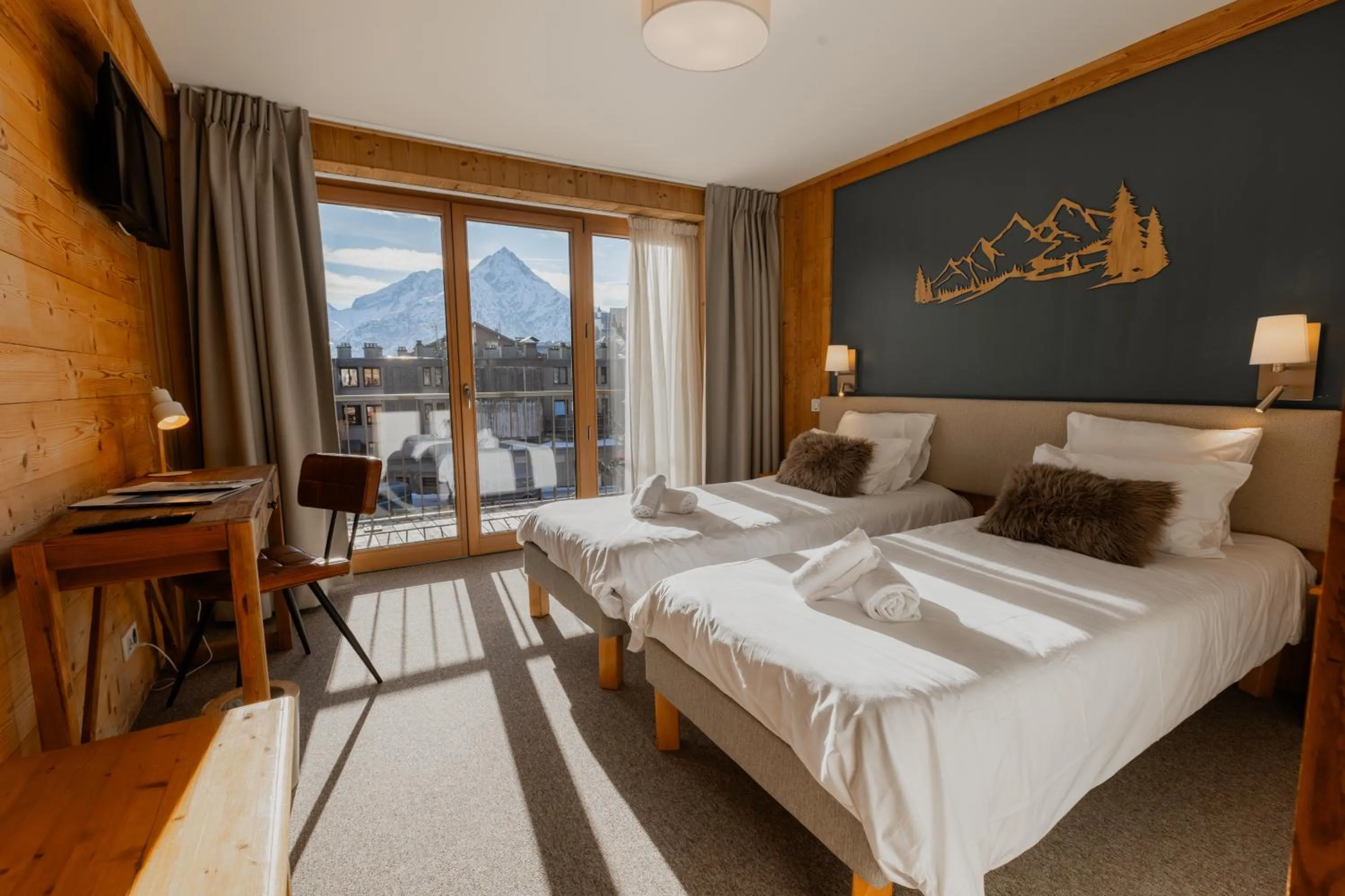 Bedroom, Bed in Hotel le Sherpa