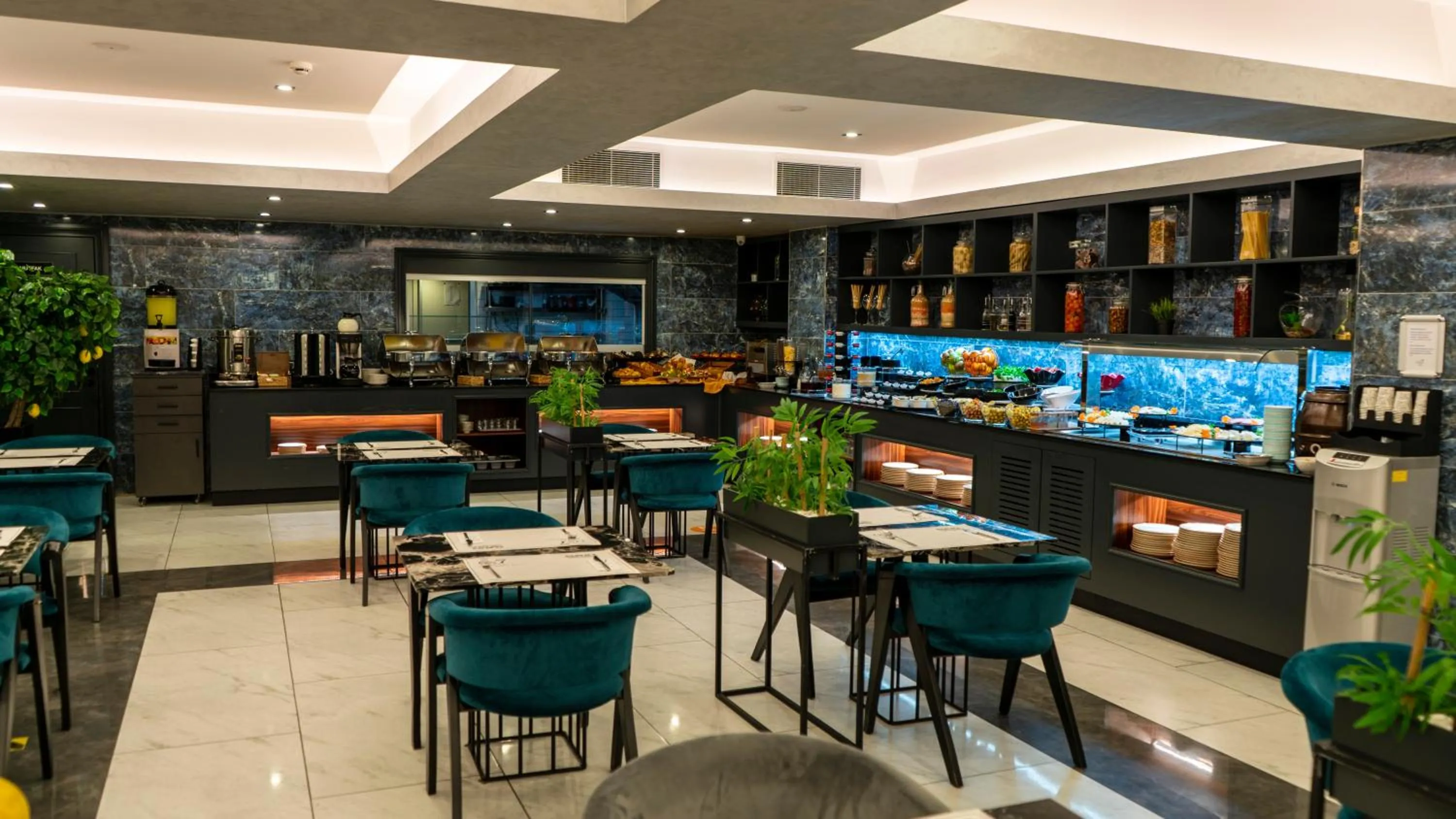 Restaurant/places to eat in Hotel ON7 Sakarya