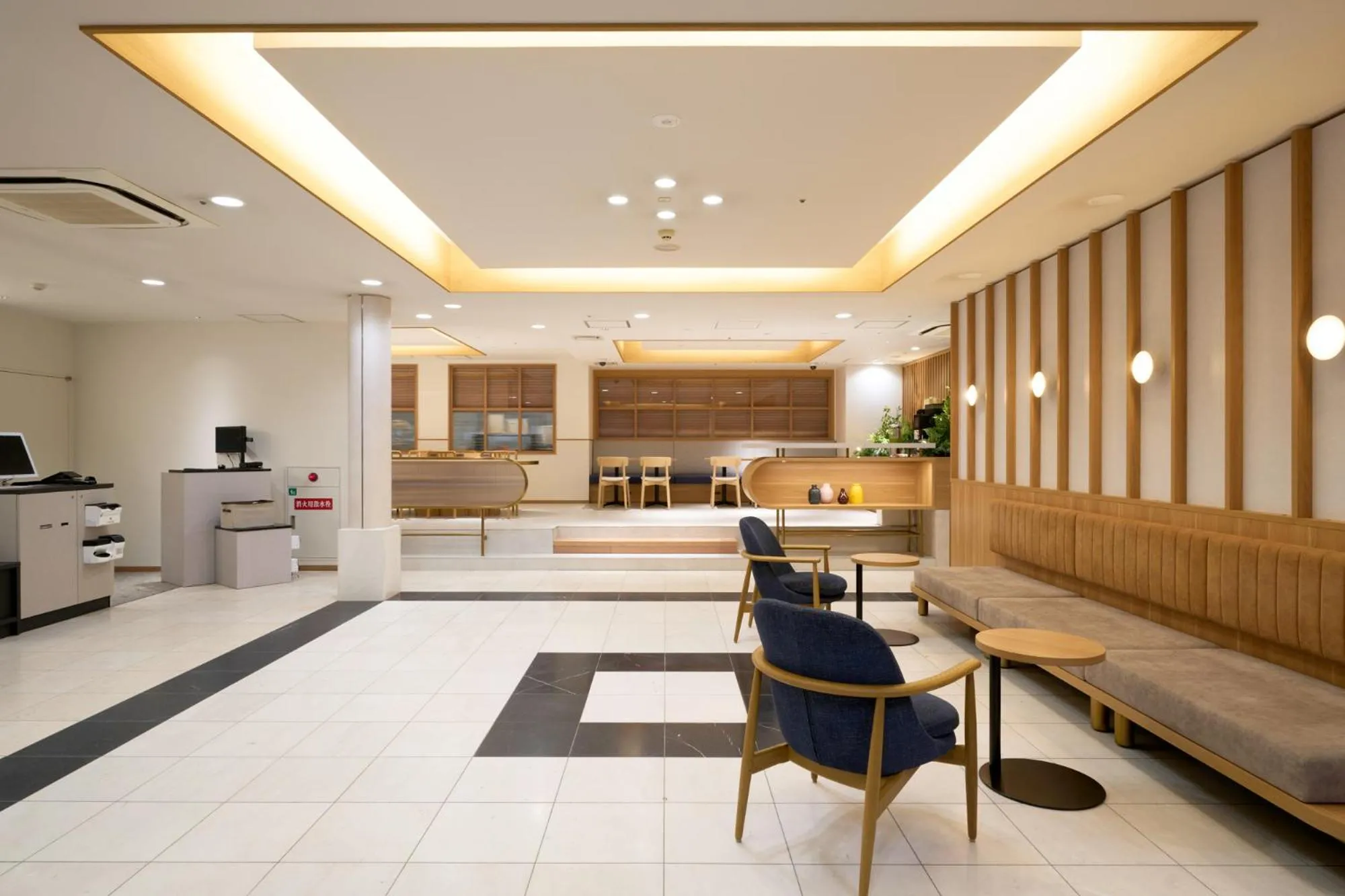 Lobby or reception in Hotel Hokke Club Fukuoka