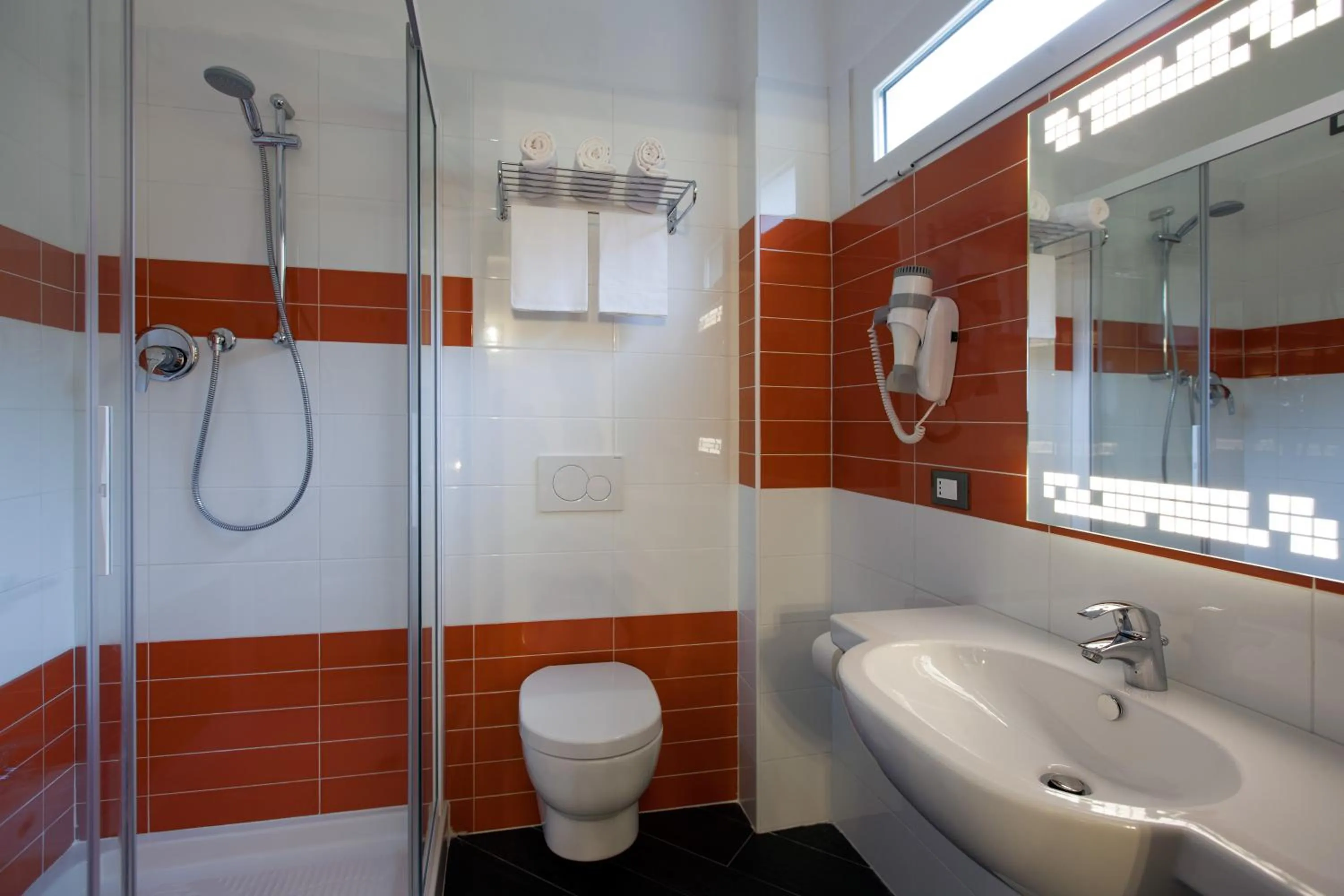 Shower in Hotel Liliana