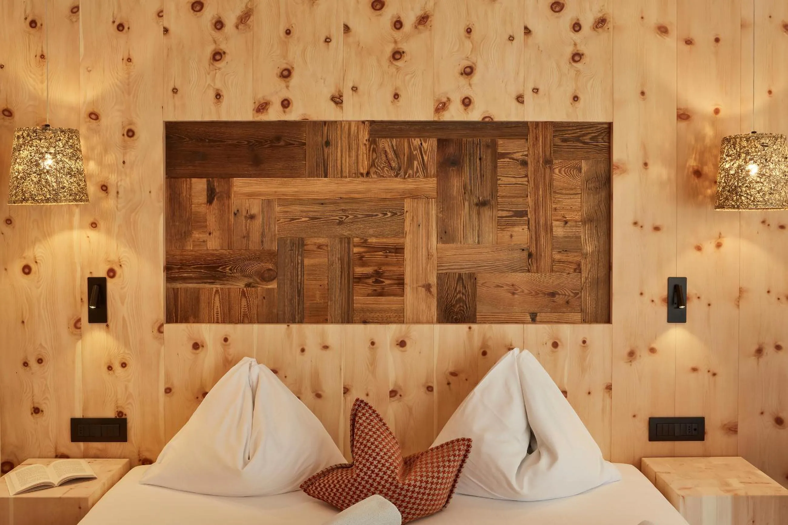 Bedroom, Bed in Mountain Hotel Mezdì