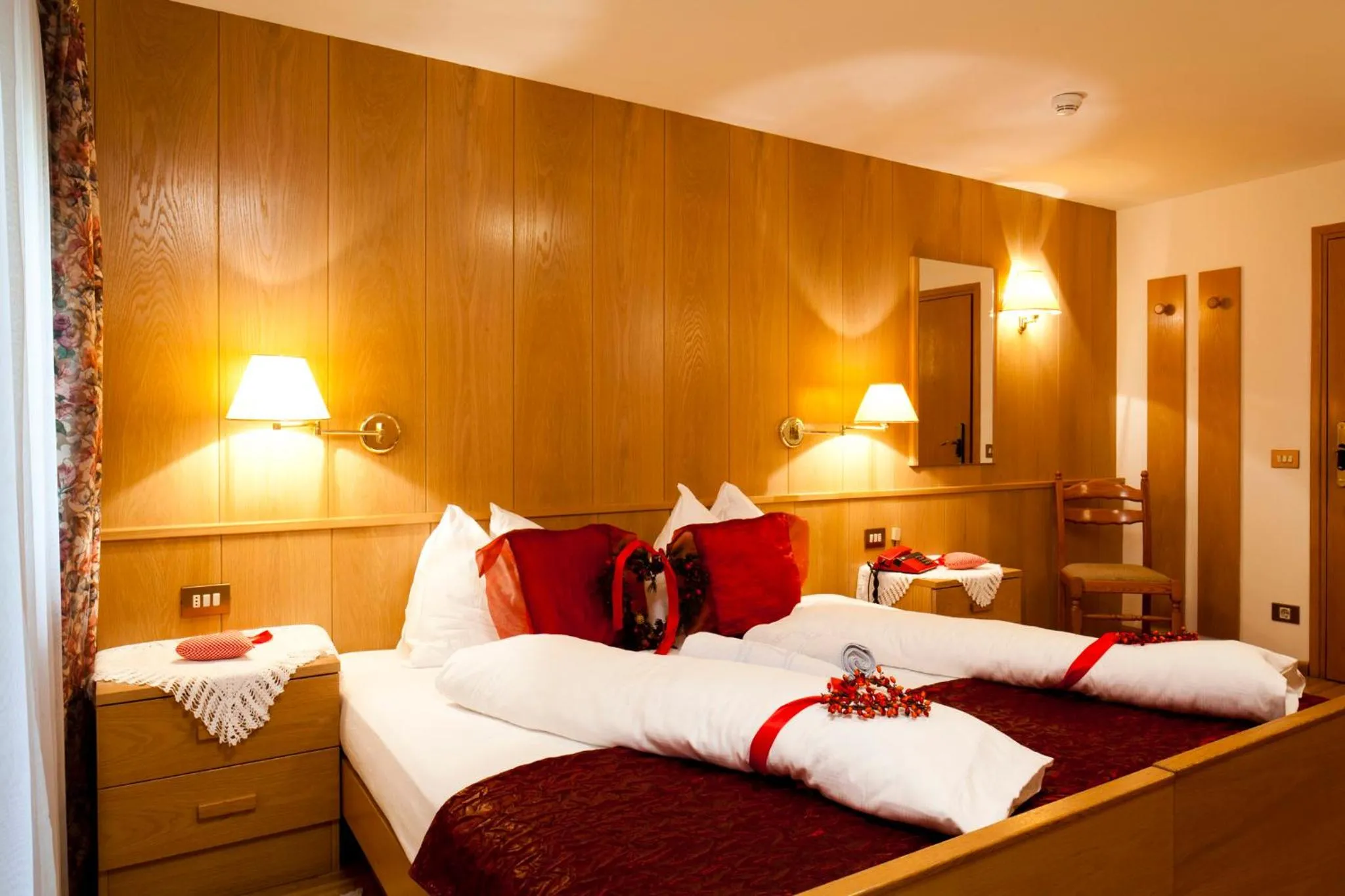 Bedroom, Bed in Mountain Hotel Mezdì