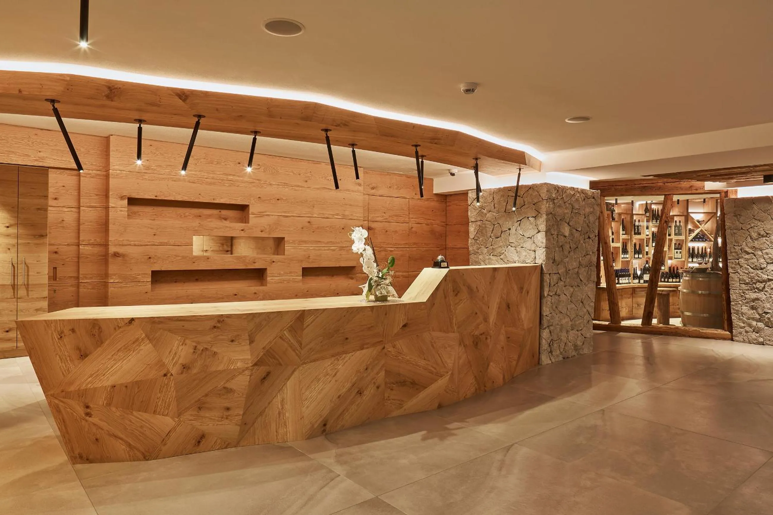 Lobby or reception in Mountain Hotel Mezdì