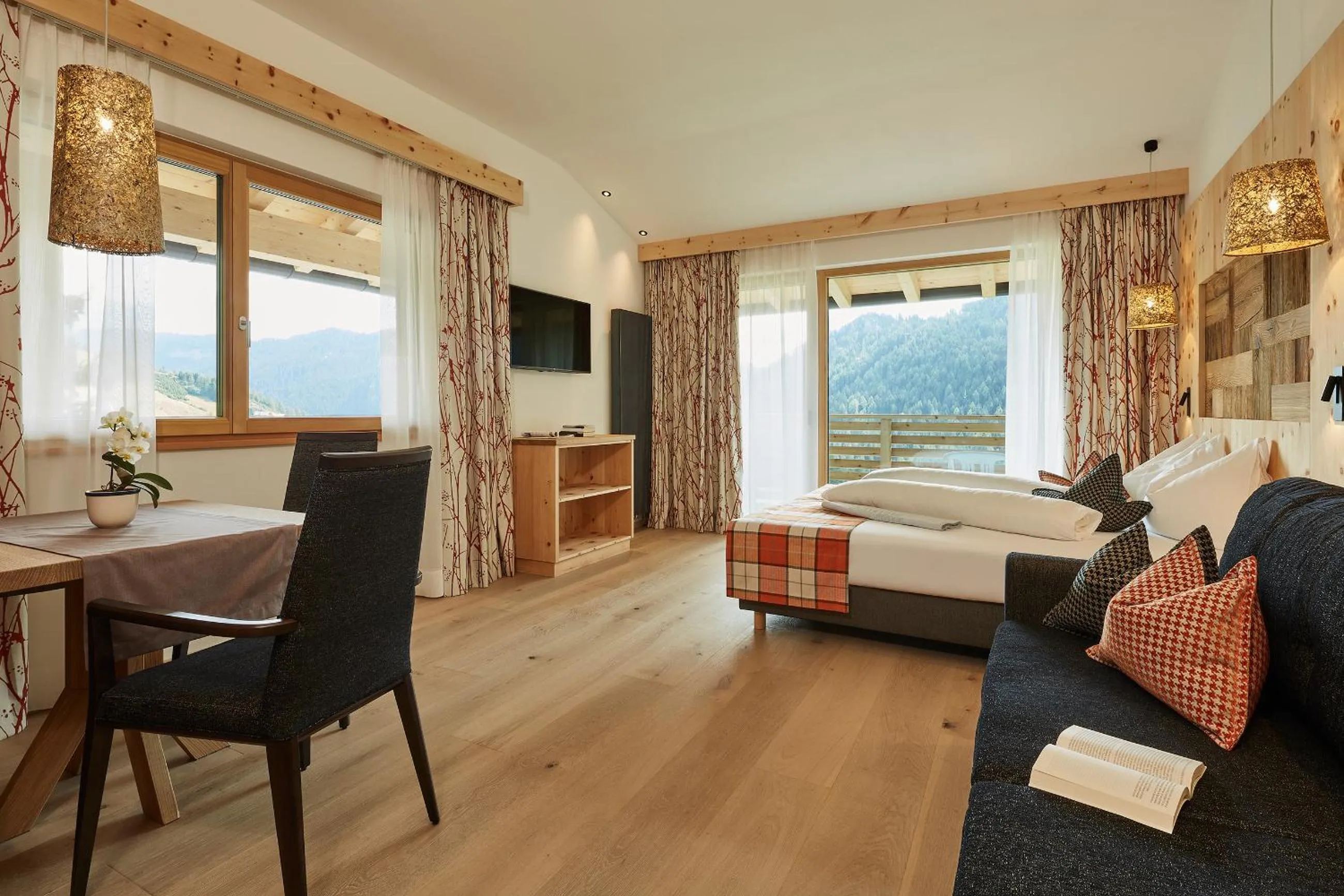 Bedroom in Mountain Hotel Mezdì