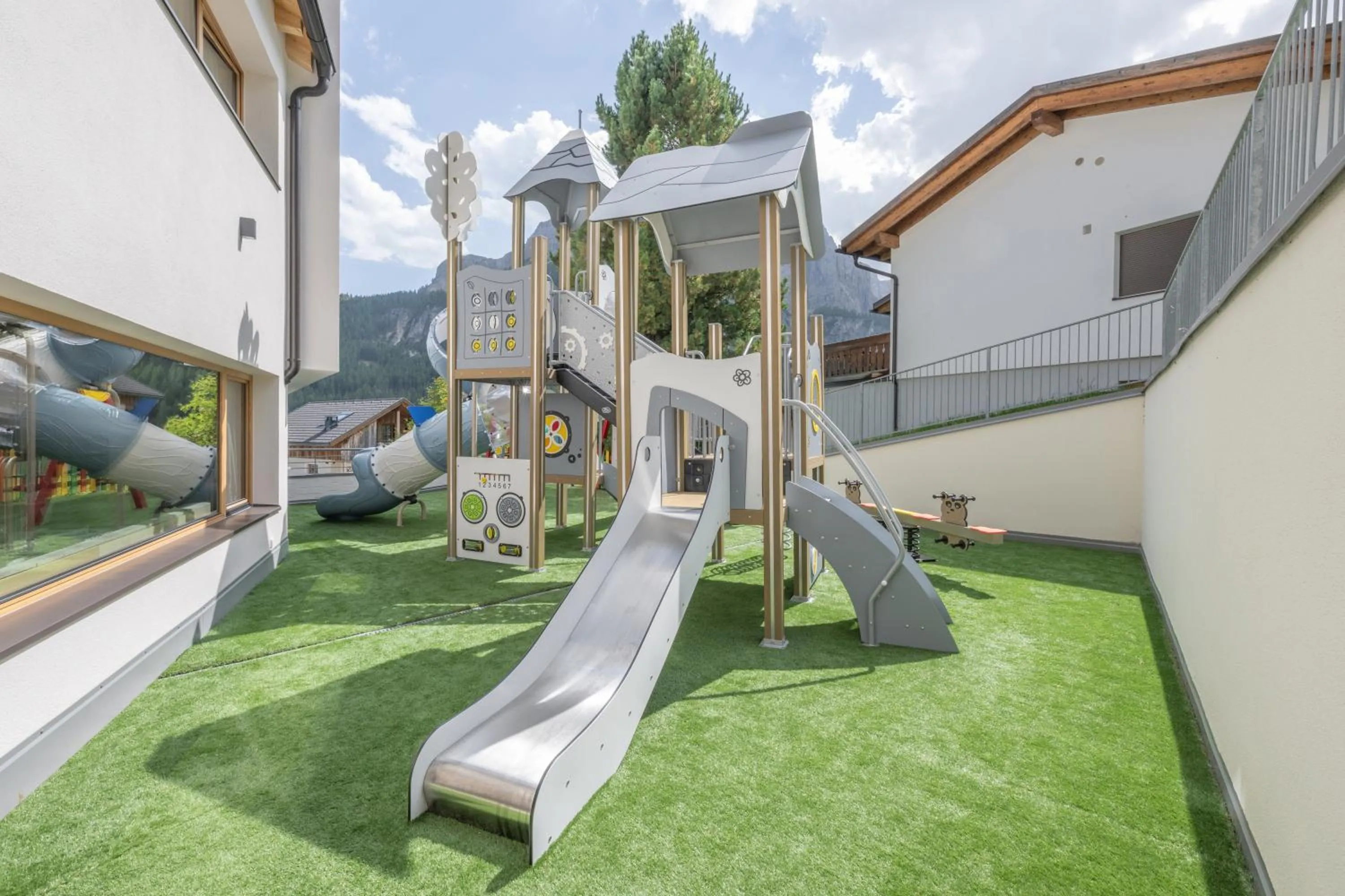 Children play ground in Mountain Hotel Mezdì