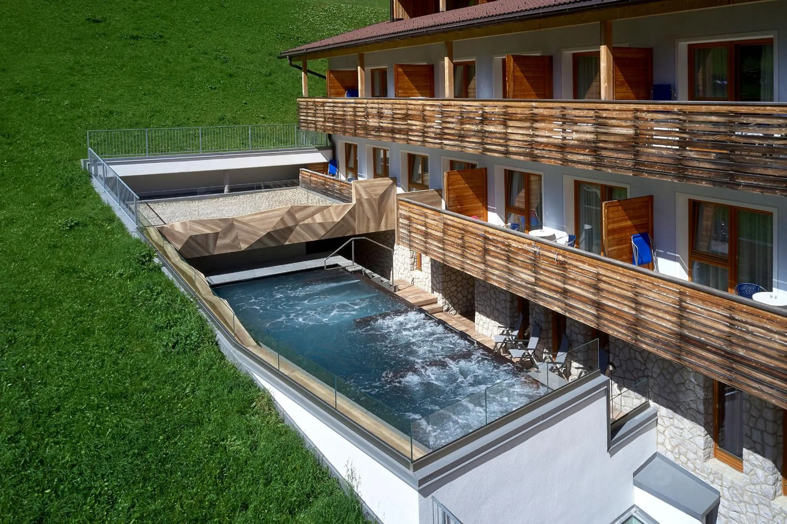 Swimming pool in Mountain Hotel Mezdì