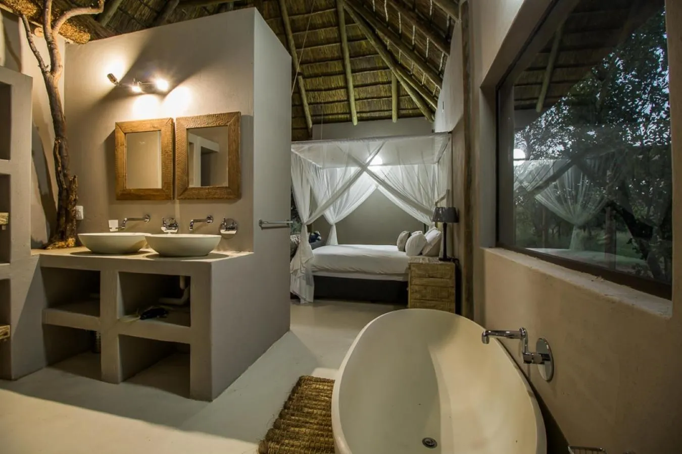 Bathroom in LookOut Safari Lodge