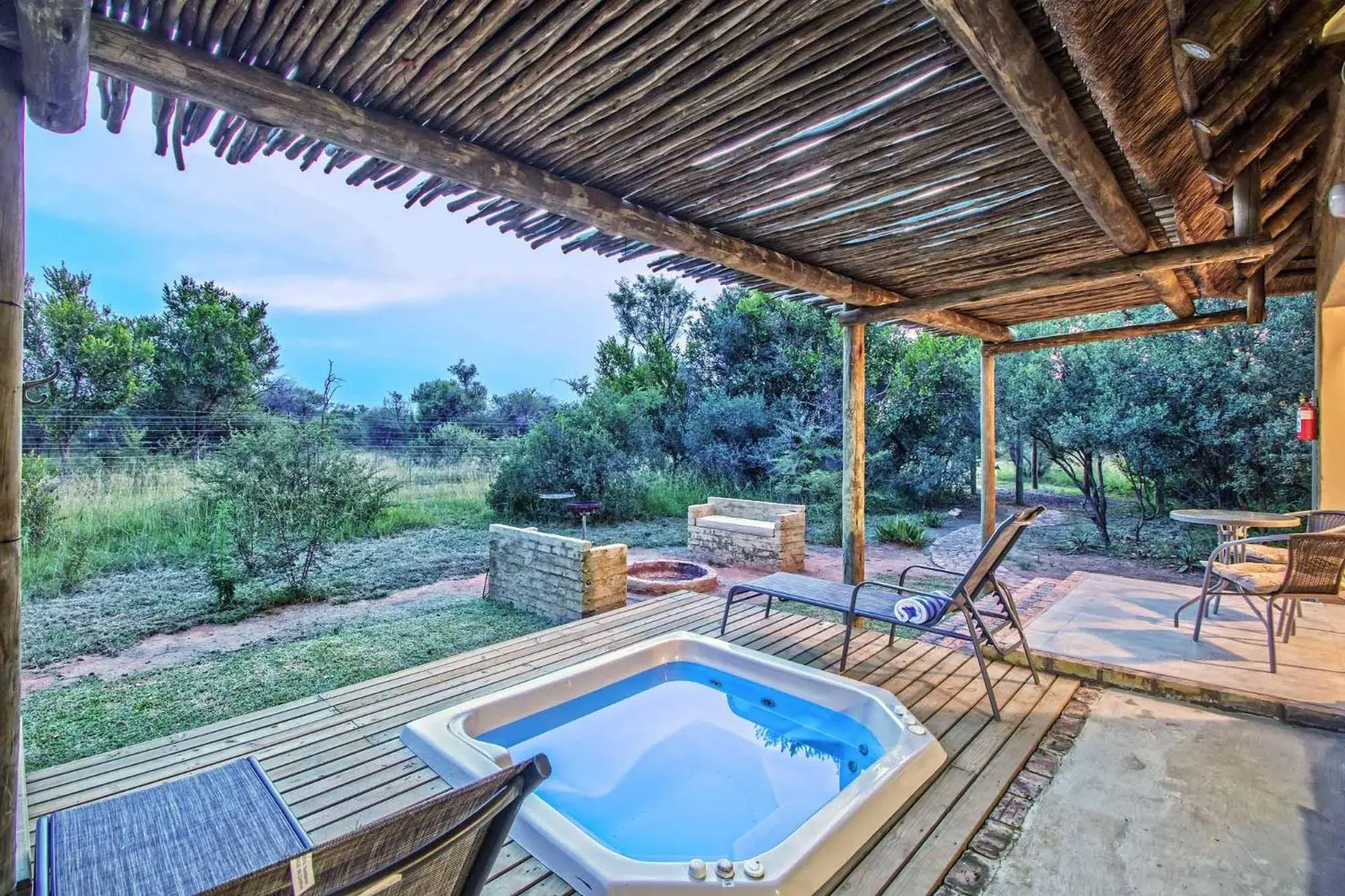 LookOut Safari Lodge LookOut Safari Lodge