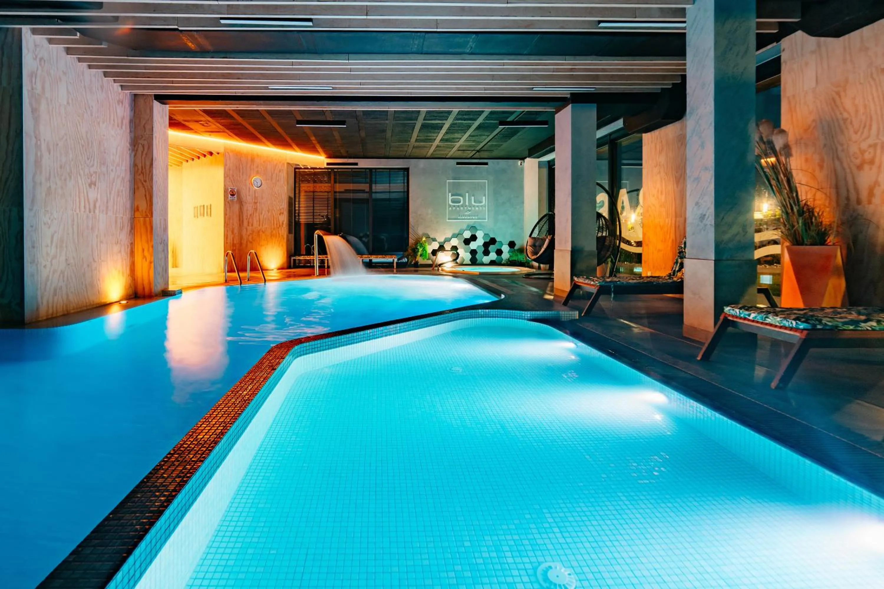 Swimming pool in Blu Apartments