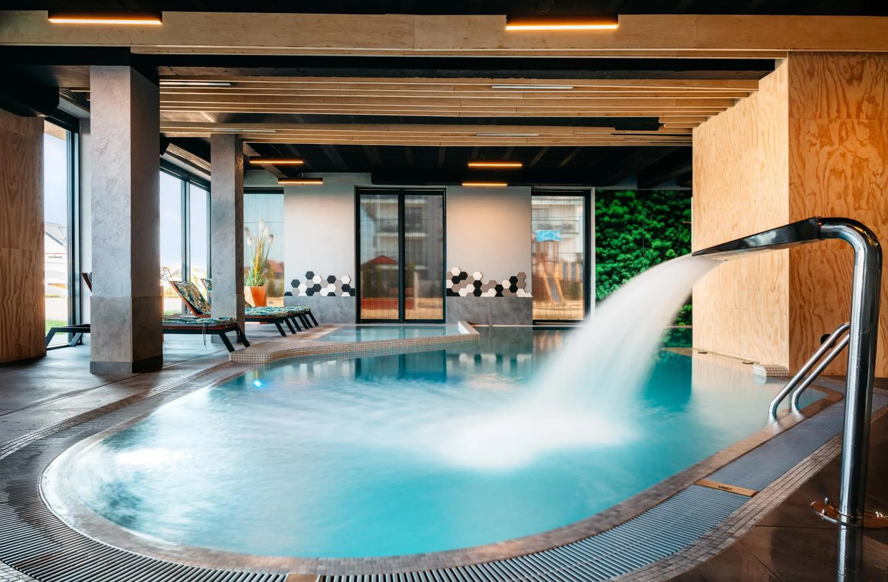 Swimming pool in Blu Apartments