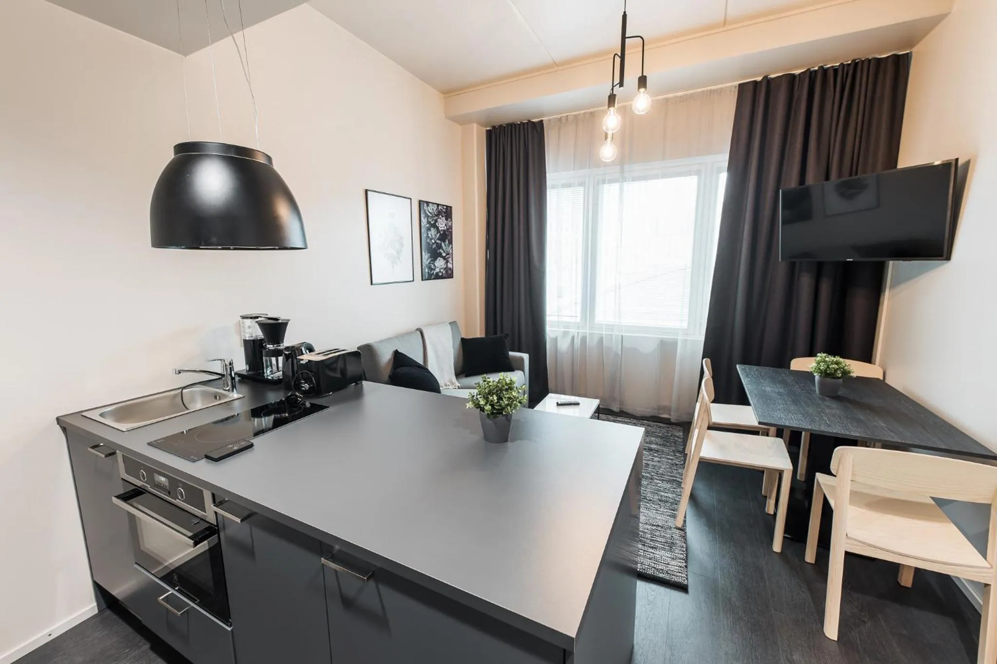 Kitchen or kitchenette in Forenom Aparthotel Vantaa Tikkurila