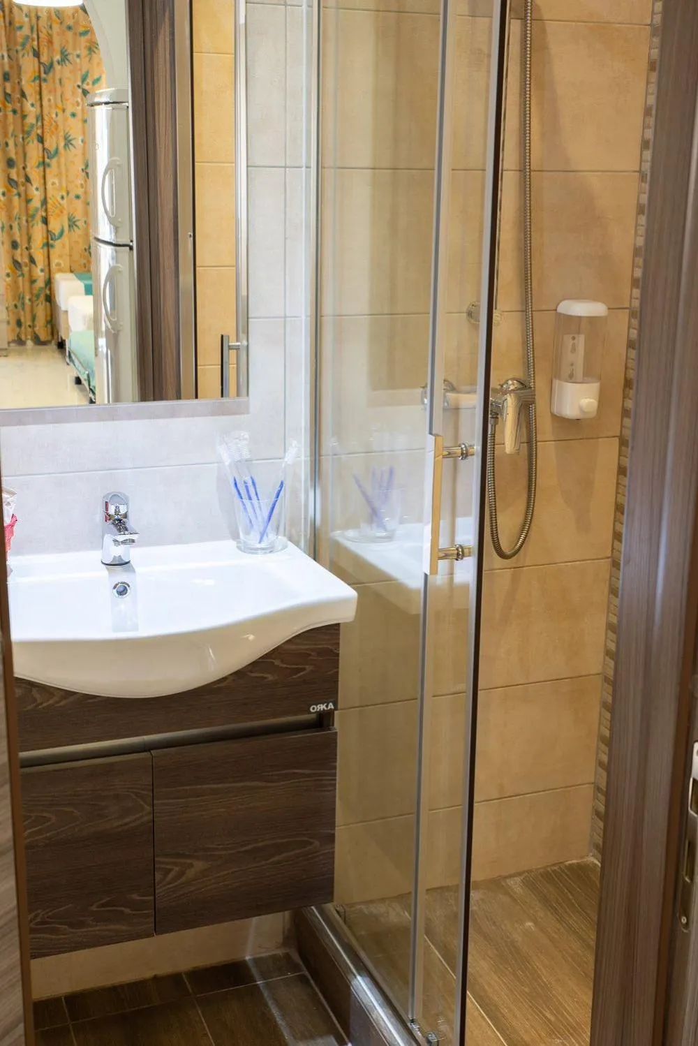 Shower in For Rest Aparthotel