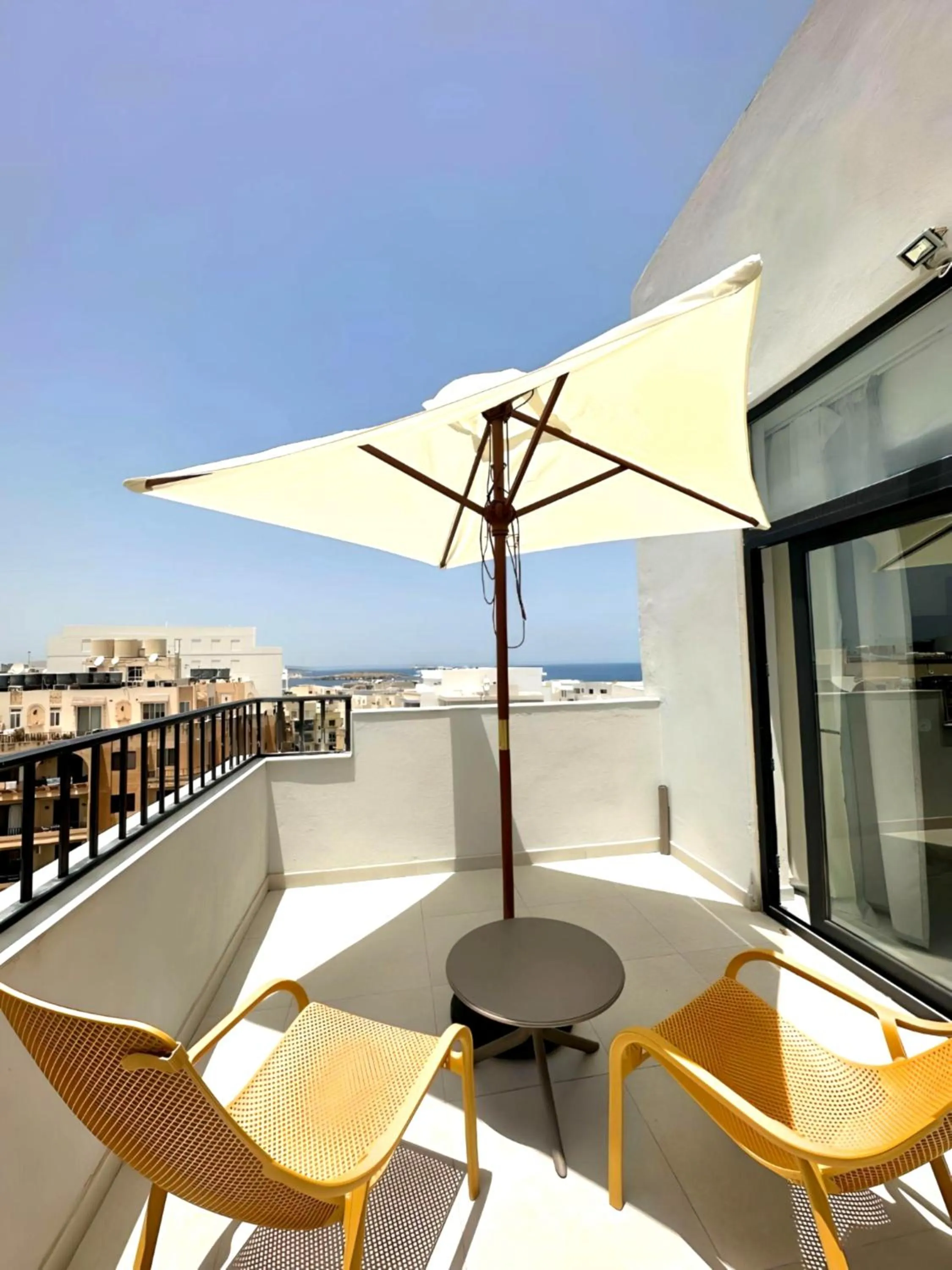 Patio in For Rest Aparthotel