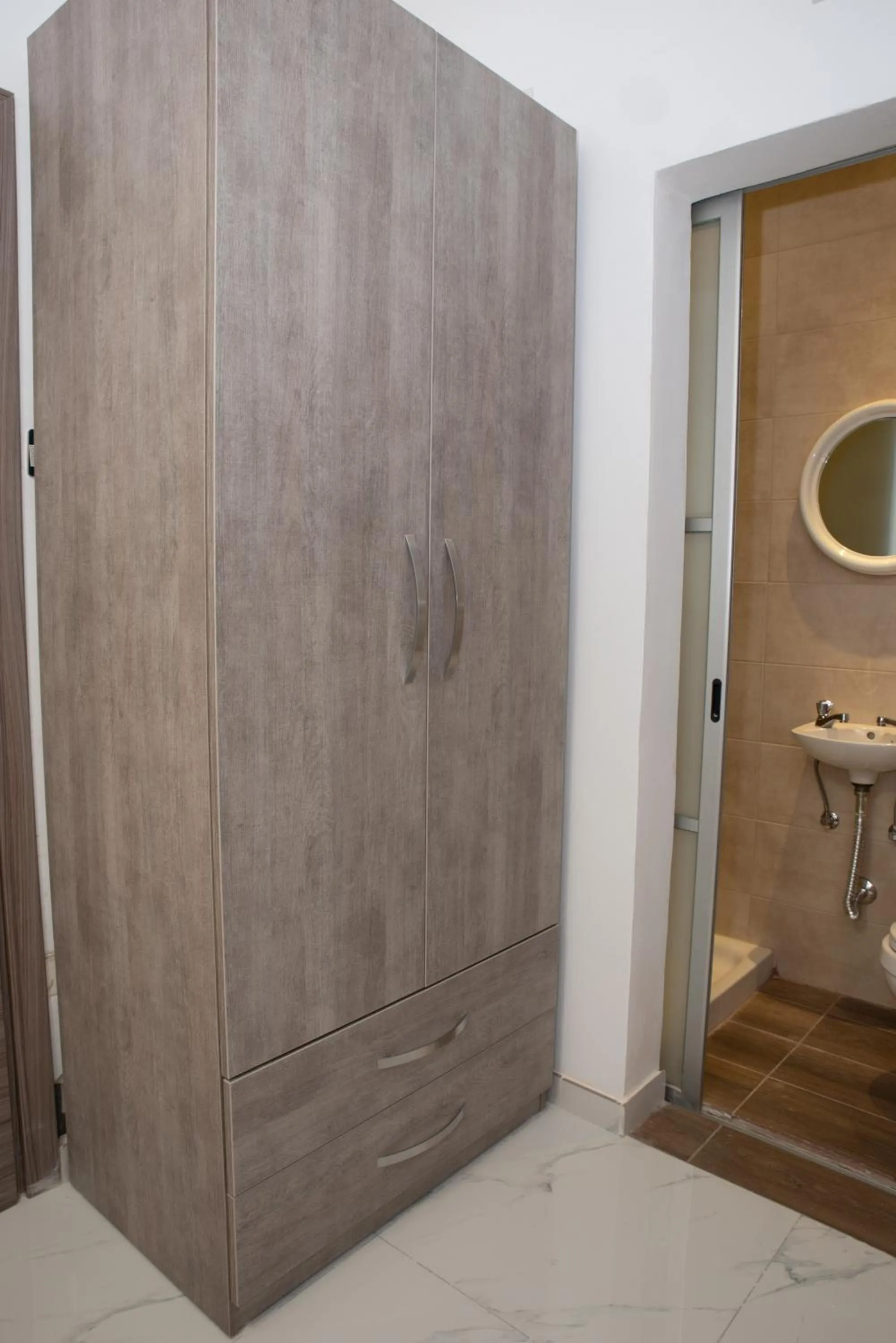 Shower in For Rest Aparthotel