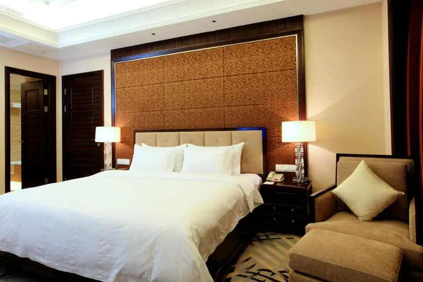 Photo of the whole room in Howard Johnson Tongfang Plaza Zhuji