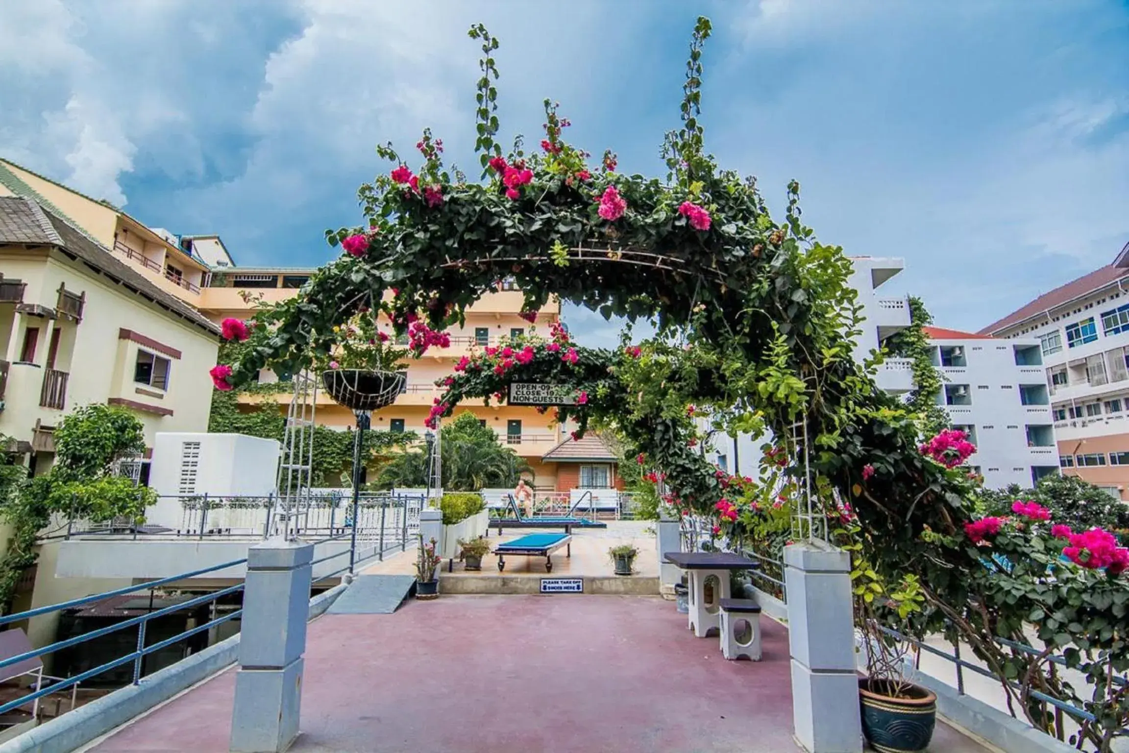 Other in Sutus Court 1 Other in Sutus Court 1