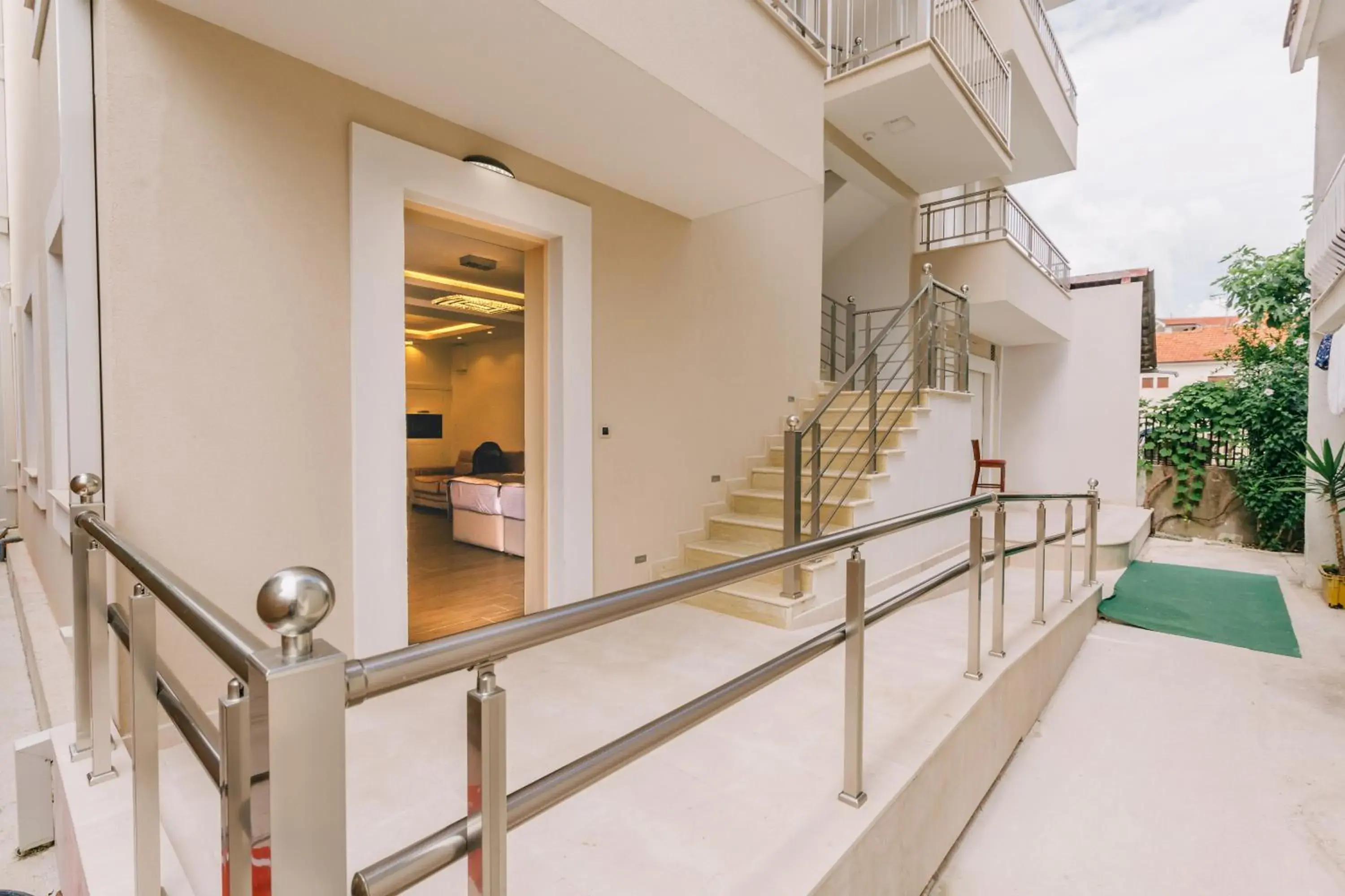 Property building in Splendido MB Apartments Property building in Splendido MB Apartments