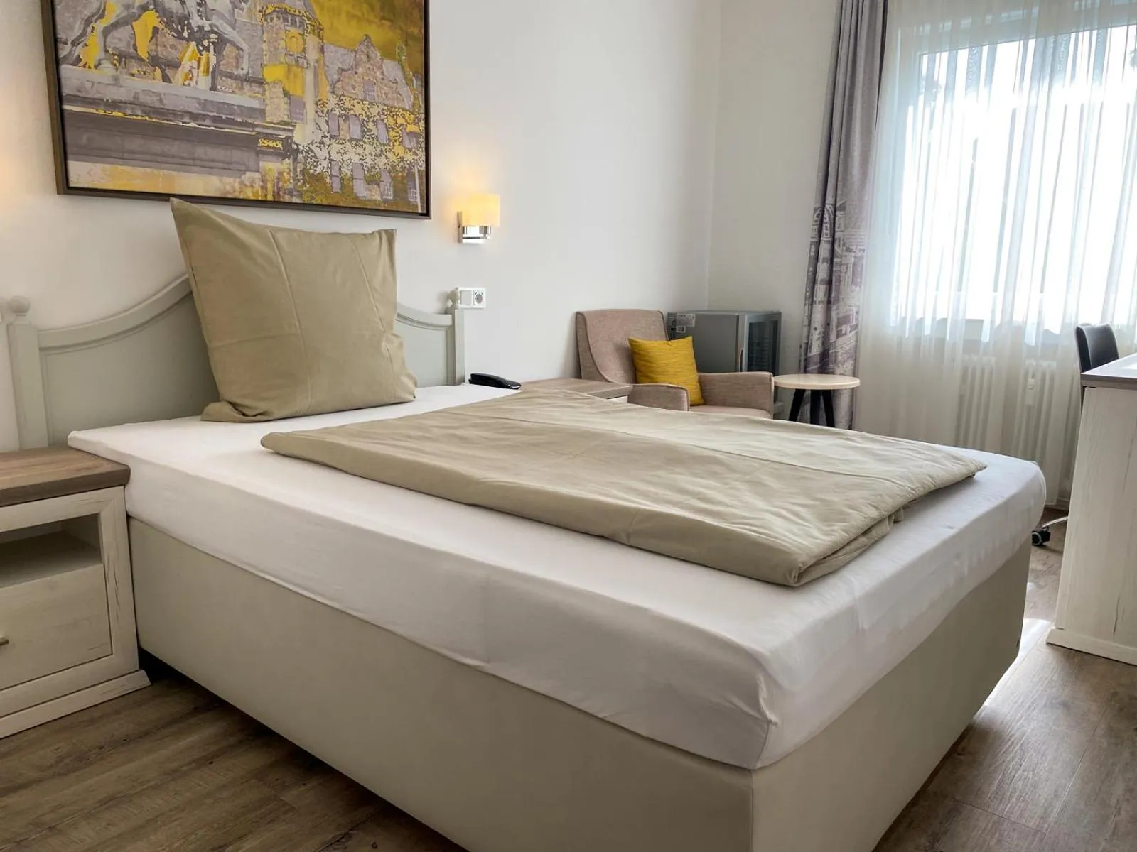 Bed in Hotel Angerland Garni