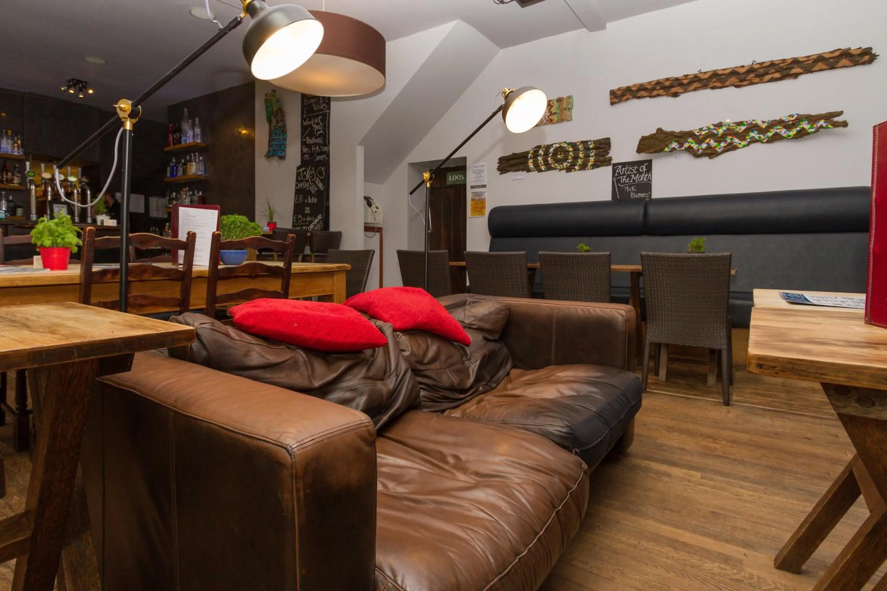 Lounge or bar in Woolpack Inn