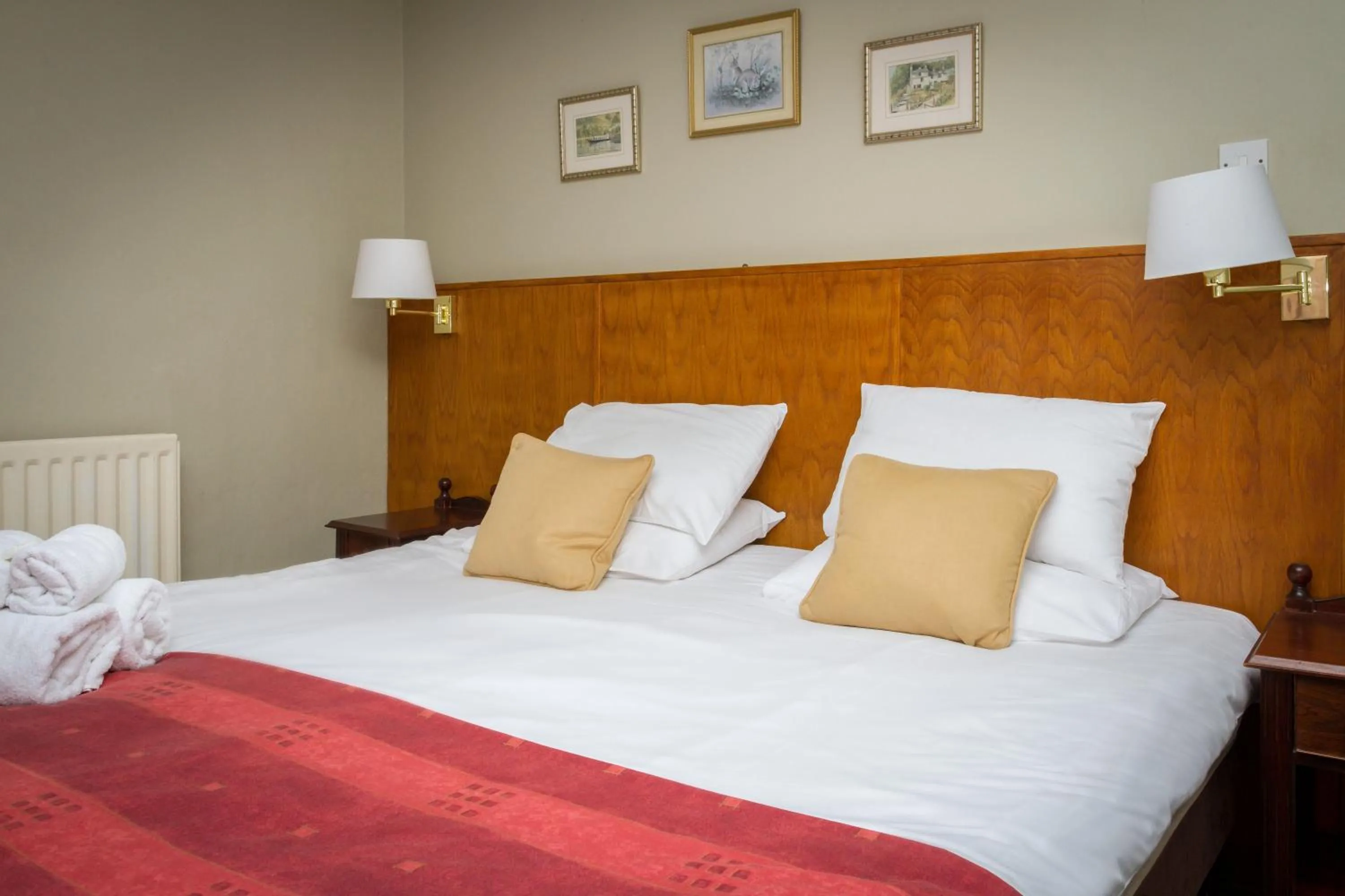Bed in Woolpack Inn