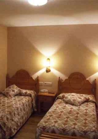 Photo of the whole room, Bed in Hotel Turrull