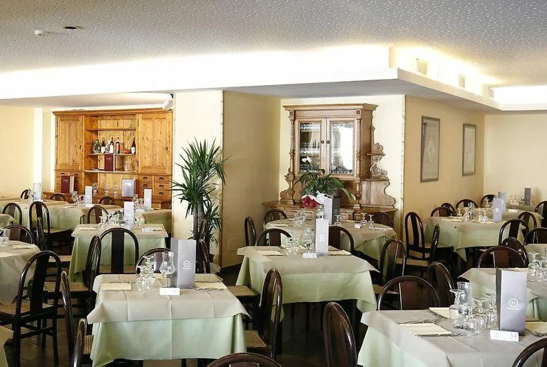 Restaurant/places to eat in La Trinitè Monboso Hotel