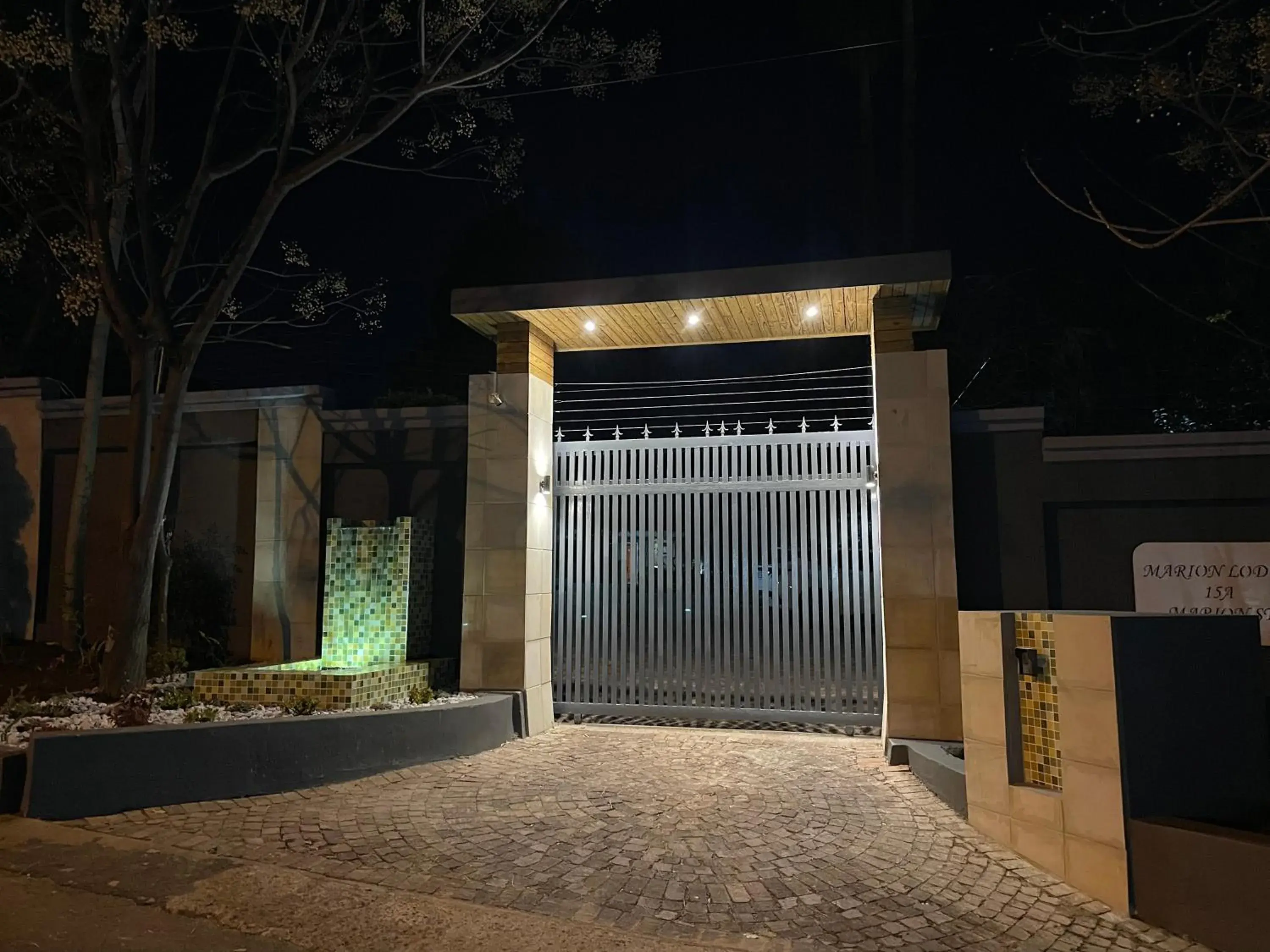 Property building in Marion Lodge Property building in Marion Lodge