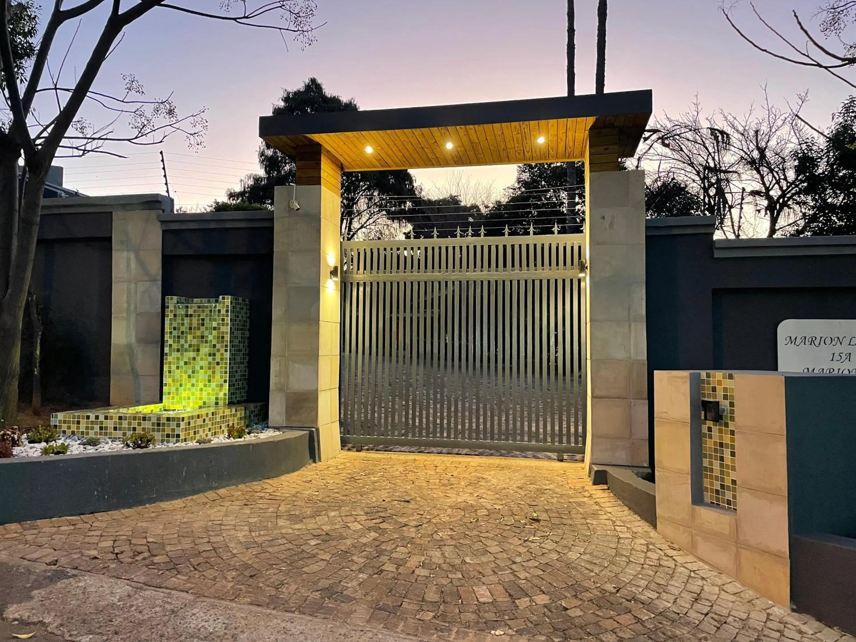 Property building in Marion Lodge