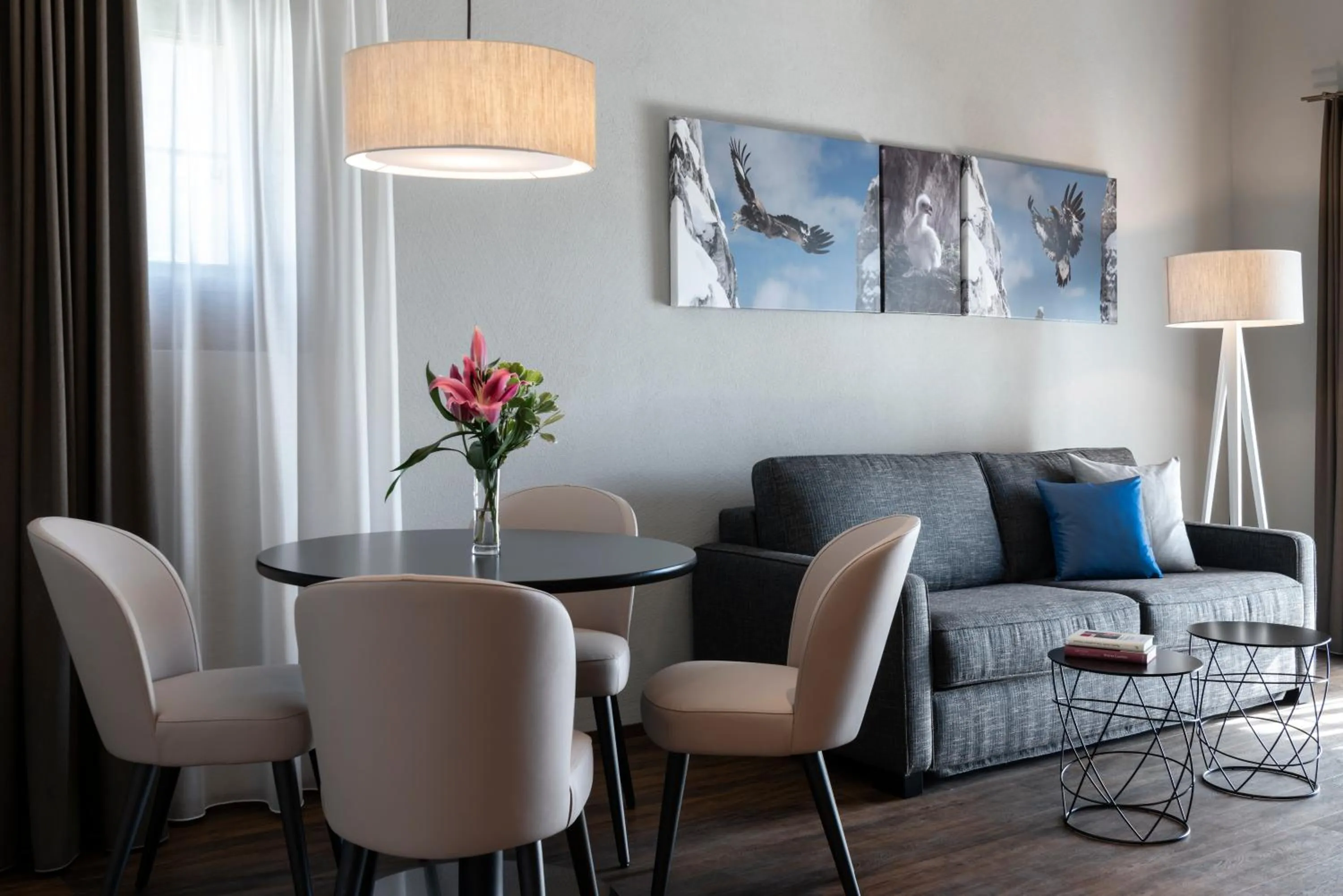 Photo of the whole room in Hotel Mischun