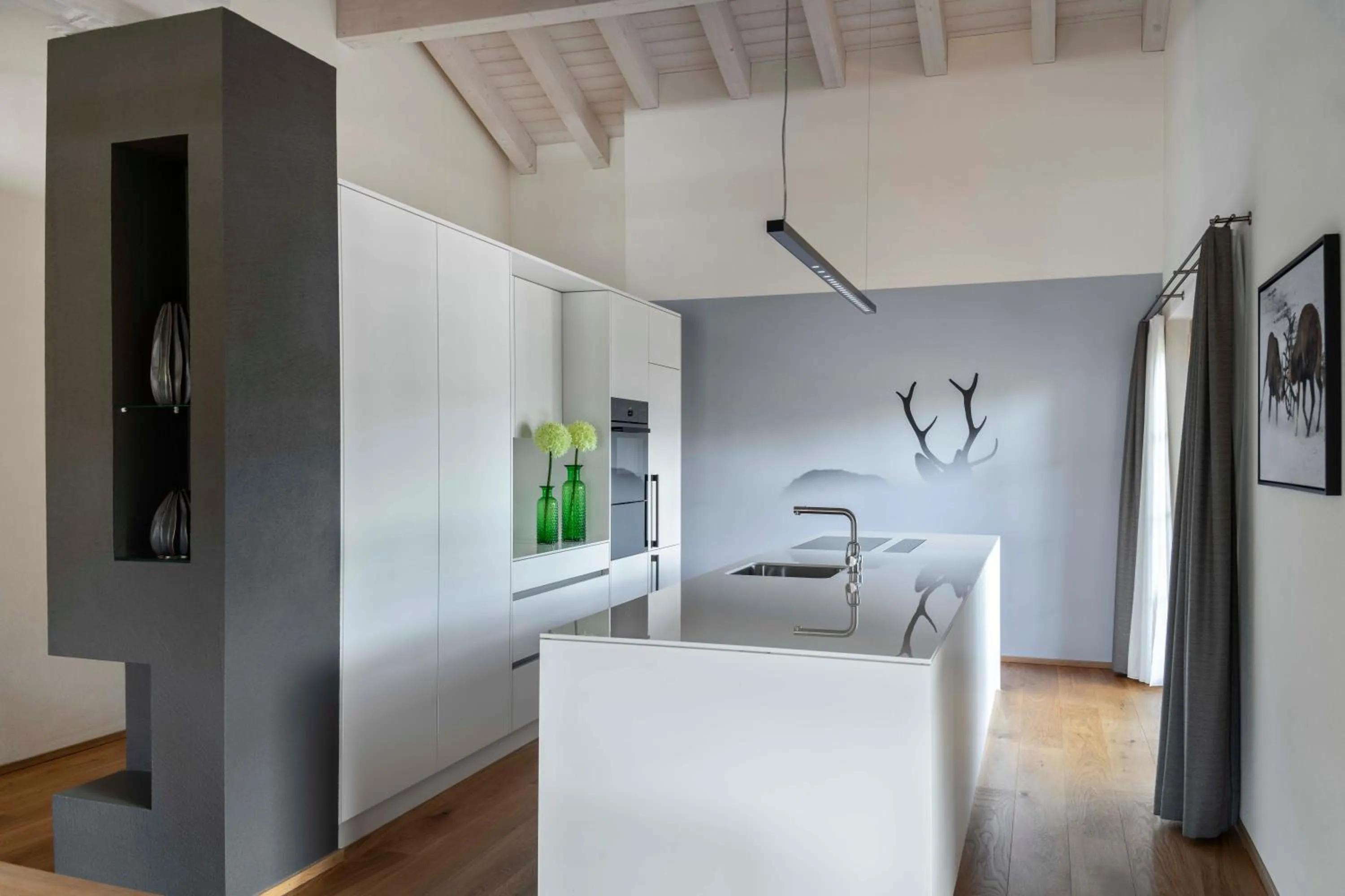 Bed in Hotel Mischun