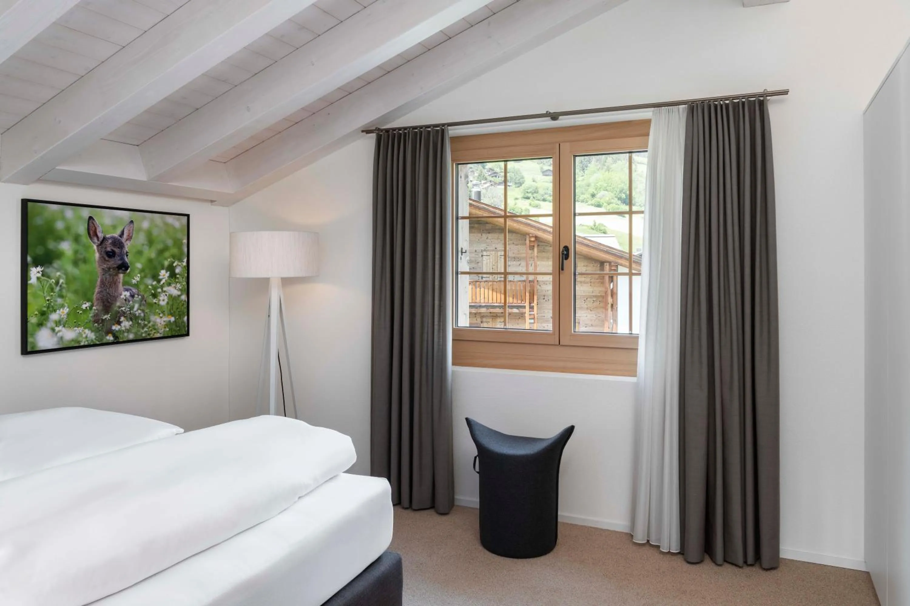 Bed in Hotel Mischun