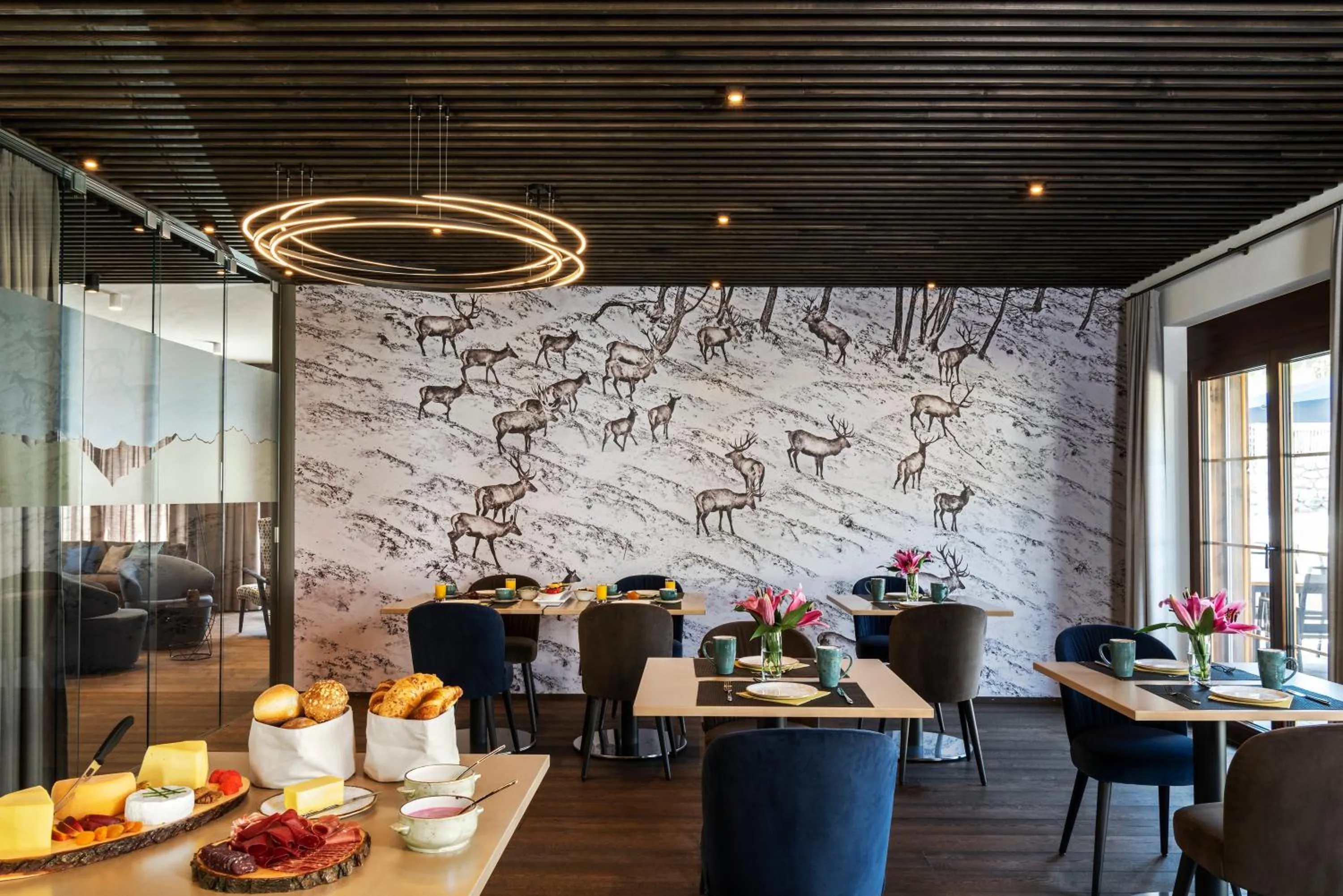 Breakfast in Hotel Mischun