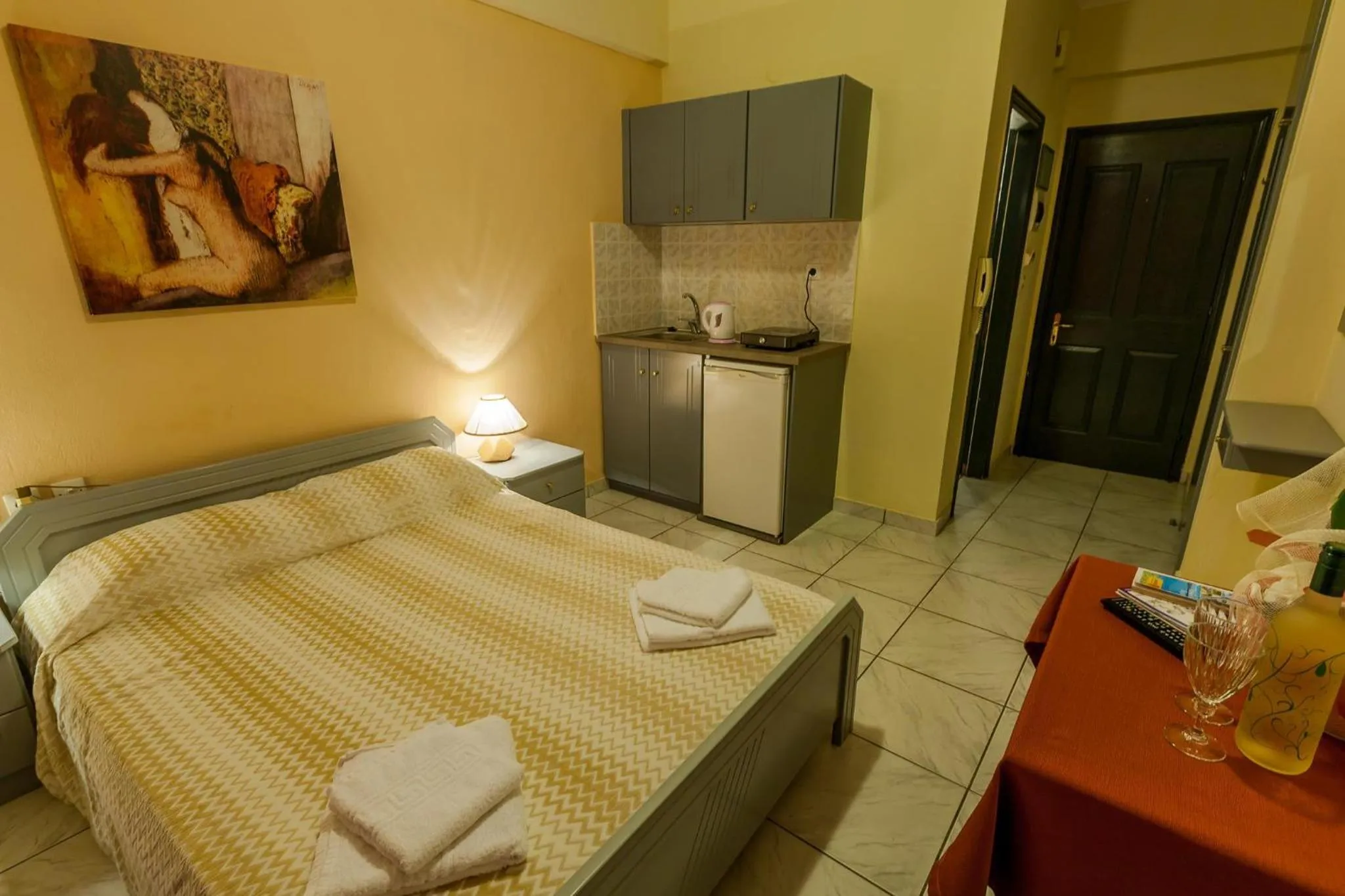 Bedroom, Bed in Oasis