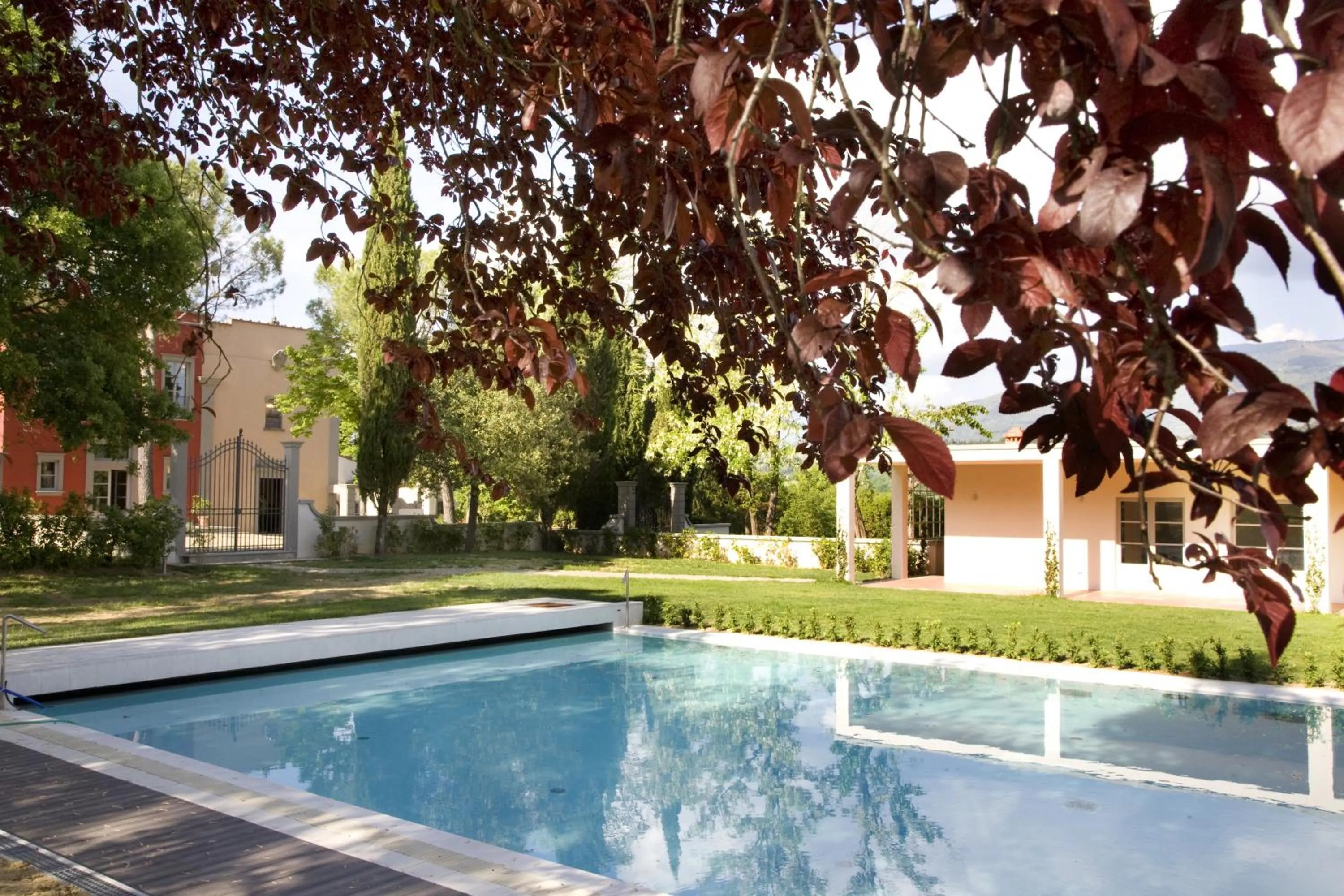 Swimming pool in Relais Villa Il Palagio