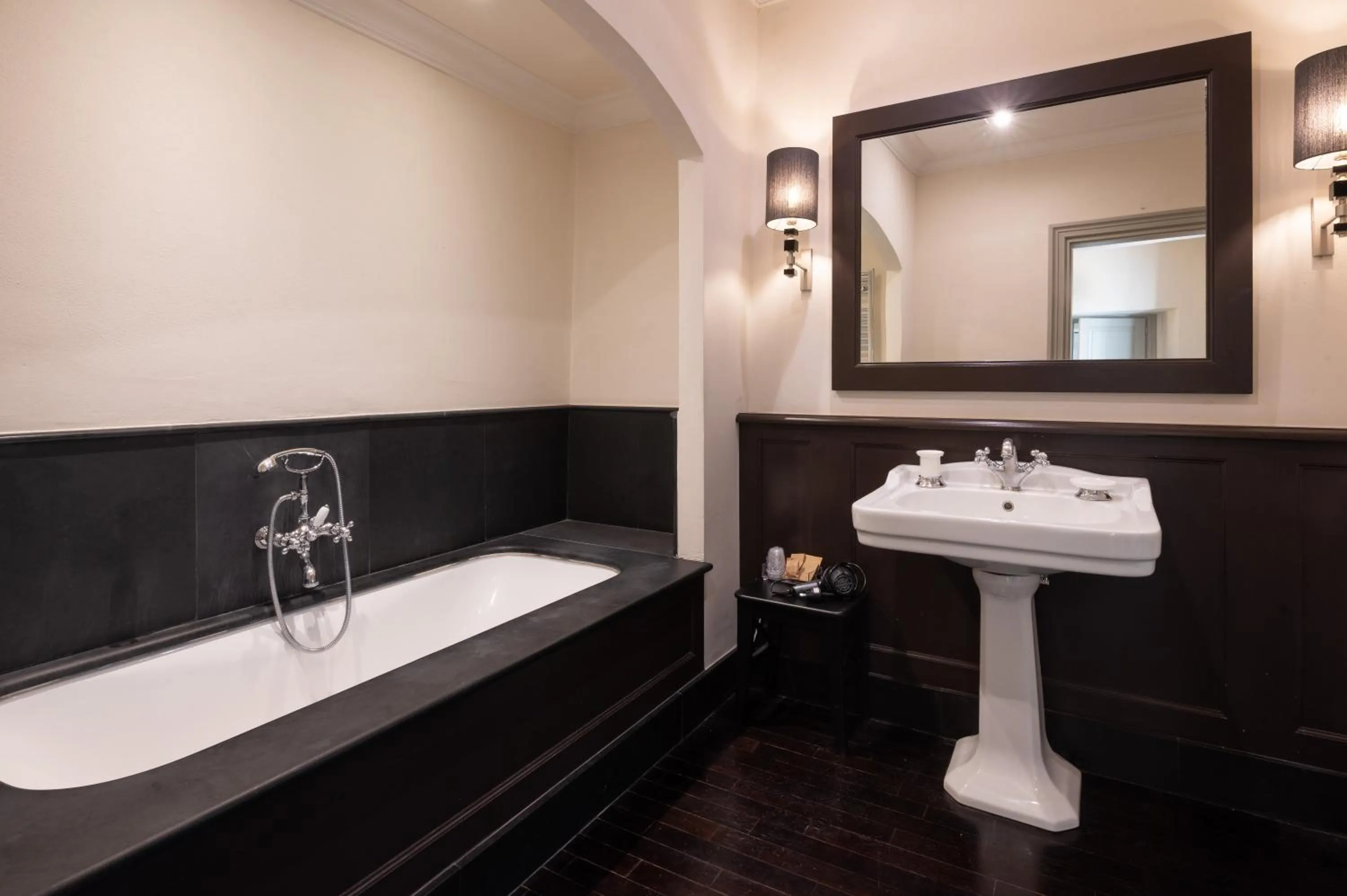 Bathroom in Relais Villa Il Palagio