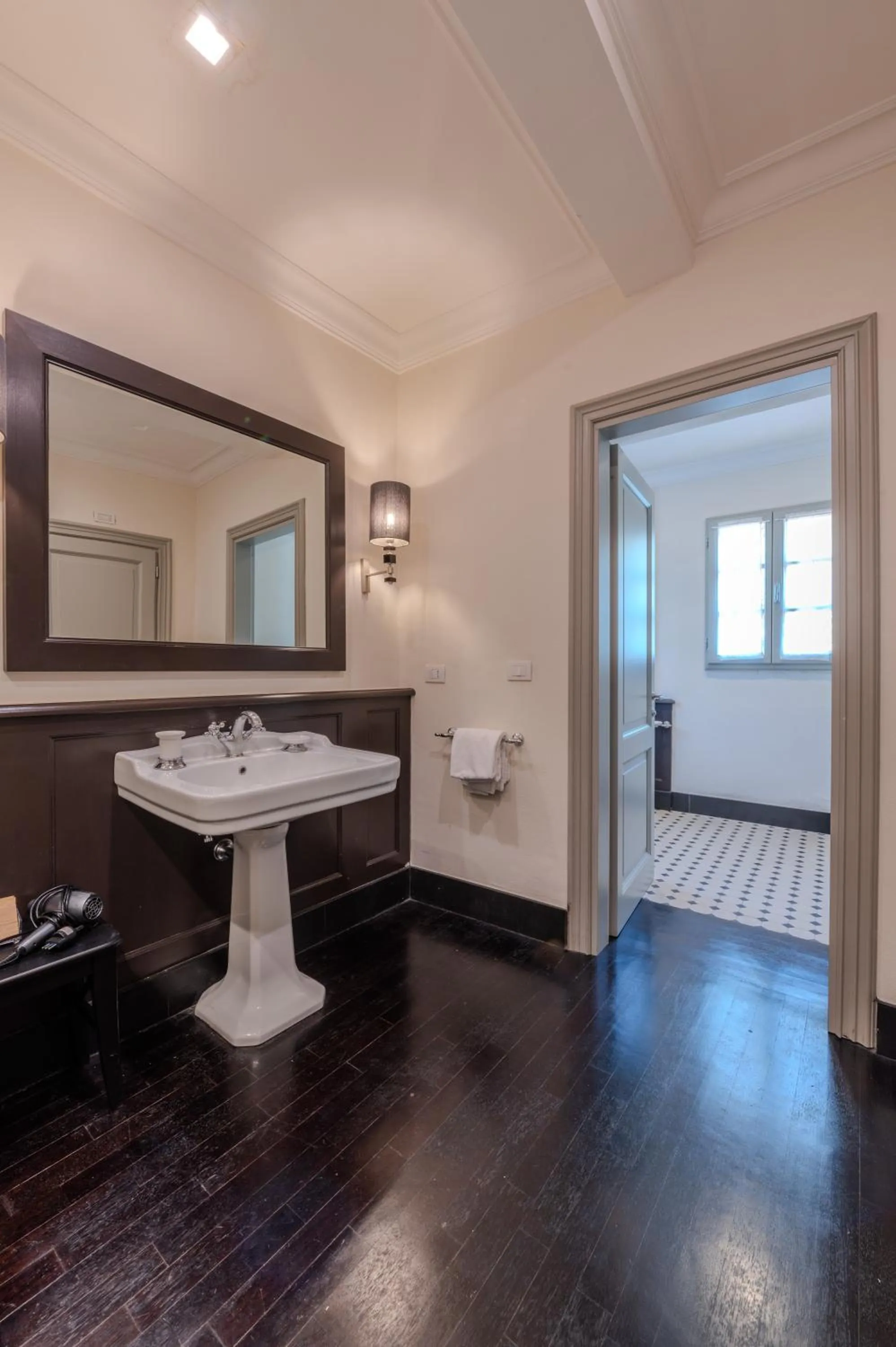 Bathroom in Relais Villa Il Palagio