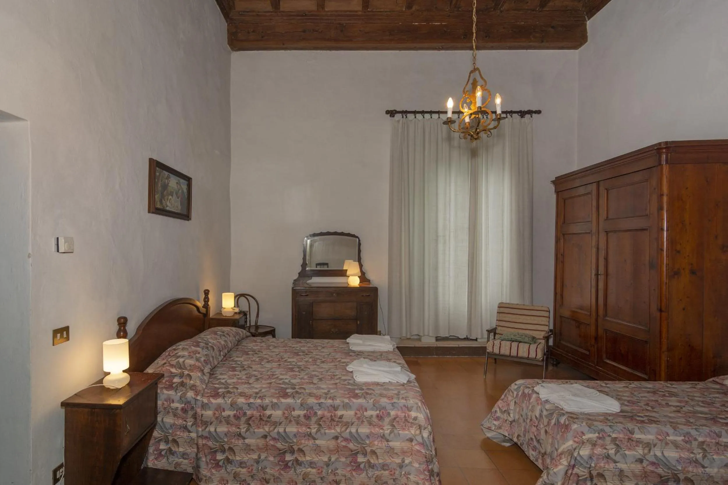 Bed in Casa Diocesana di Lucca