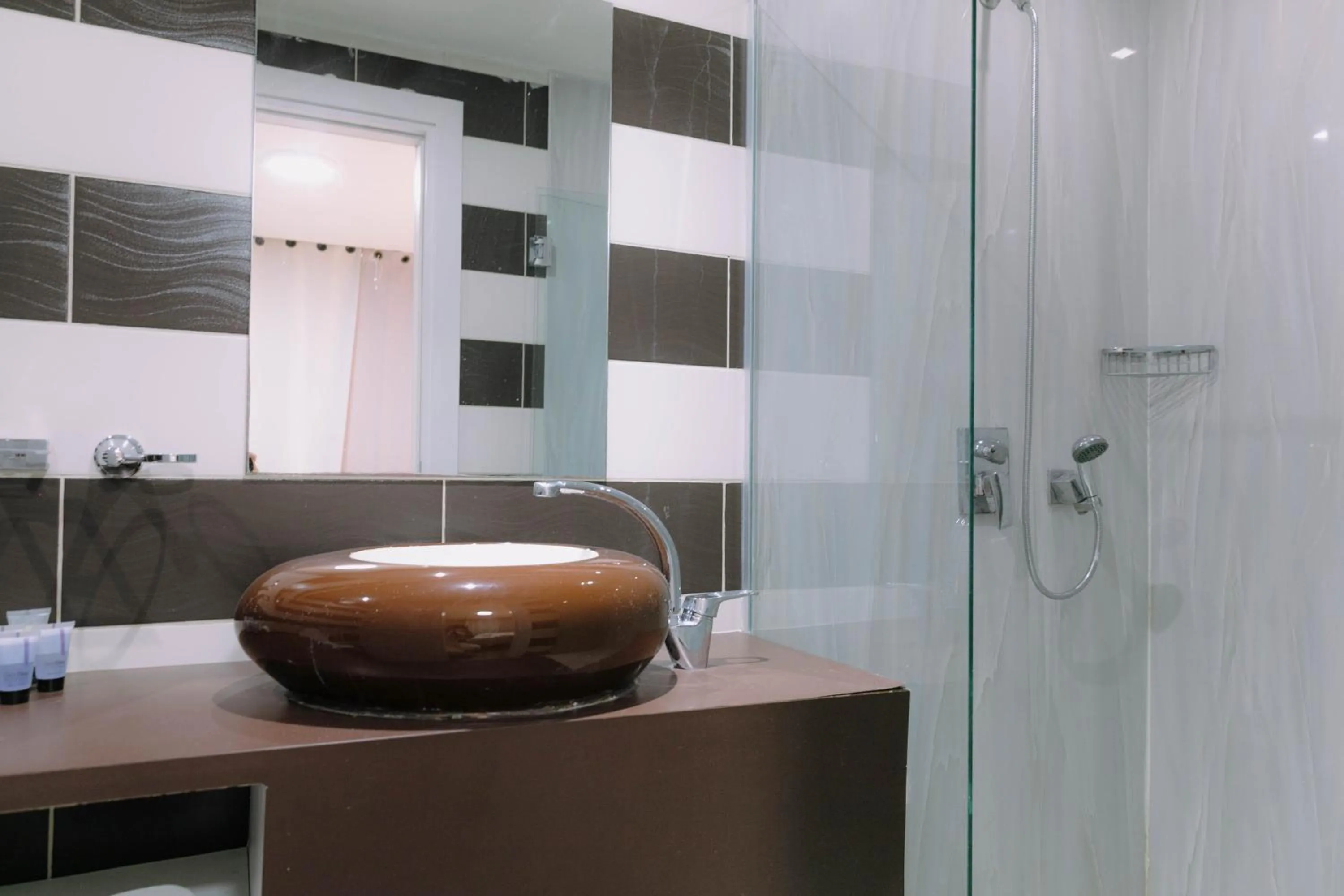 Rich apartments renovated & with modern design