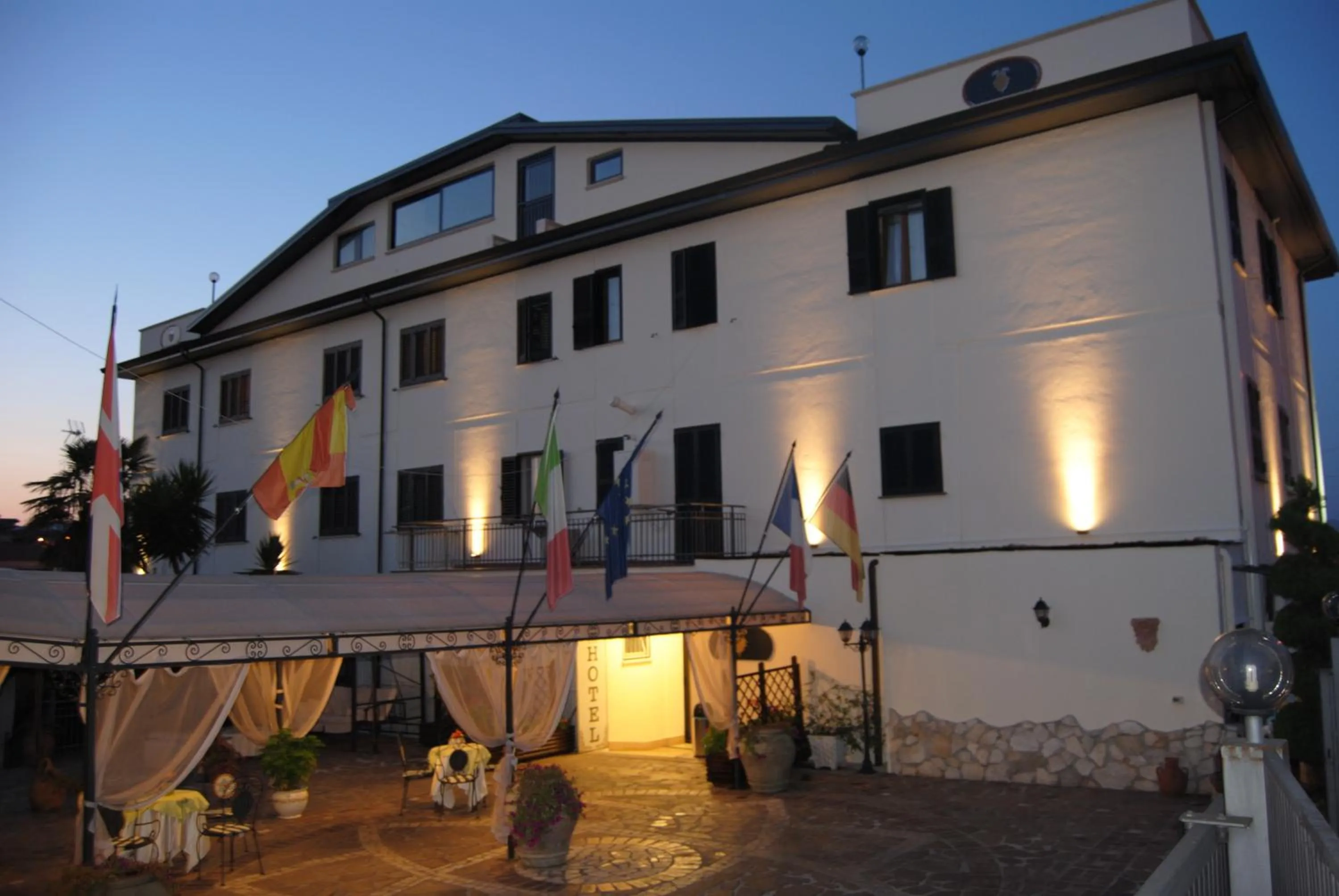 Property building in Hotel Nespolo D'Oro