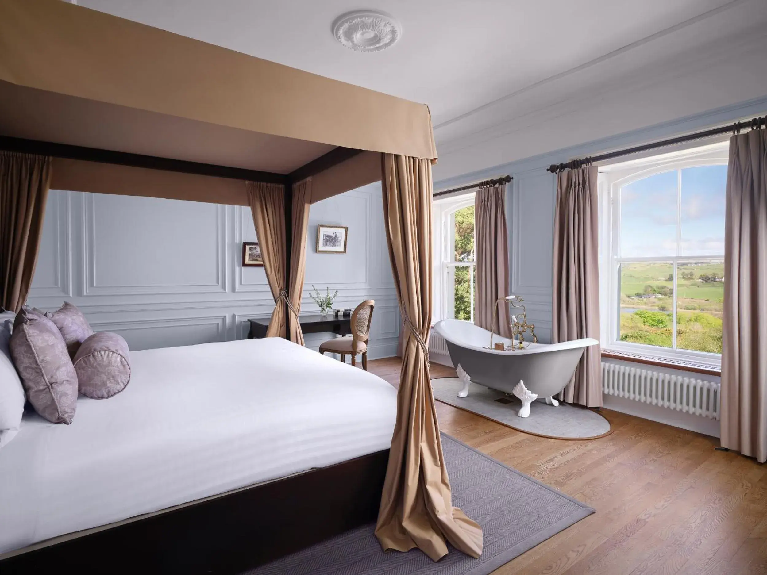 The Manor House - single occupancy - Country Suite in Liss Ard Estate The Manor House - single occupancy - Country Suite in Liss Ard Estate