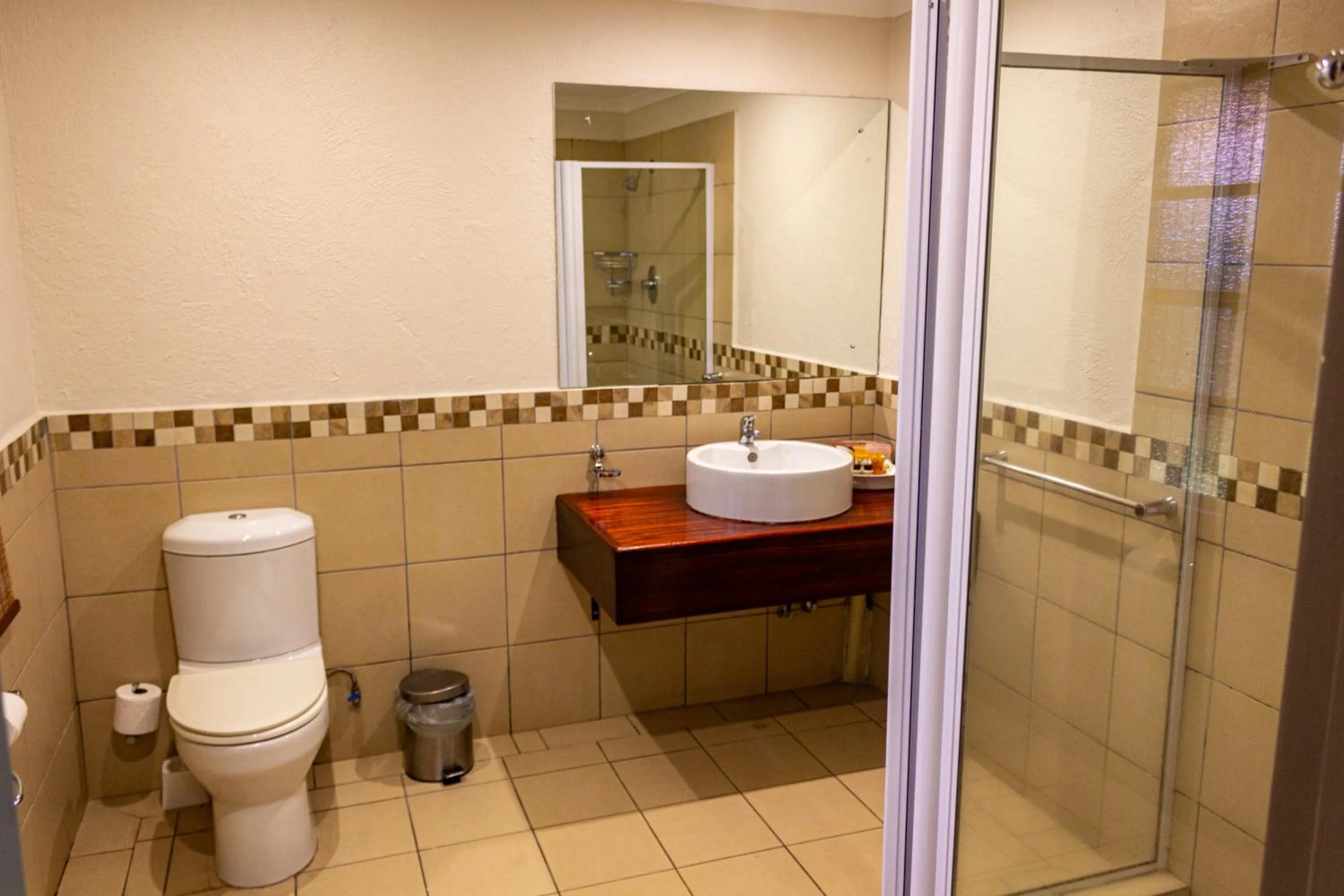 Bathroom in Hotel Numbi & Garden Suites