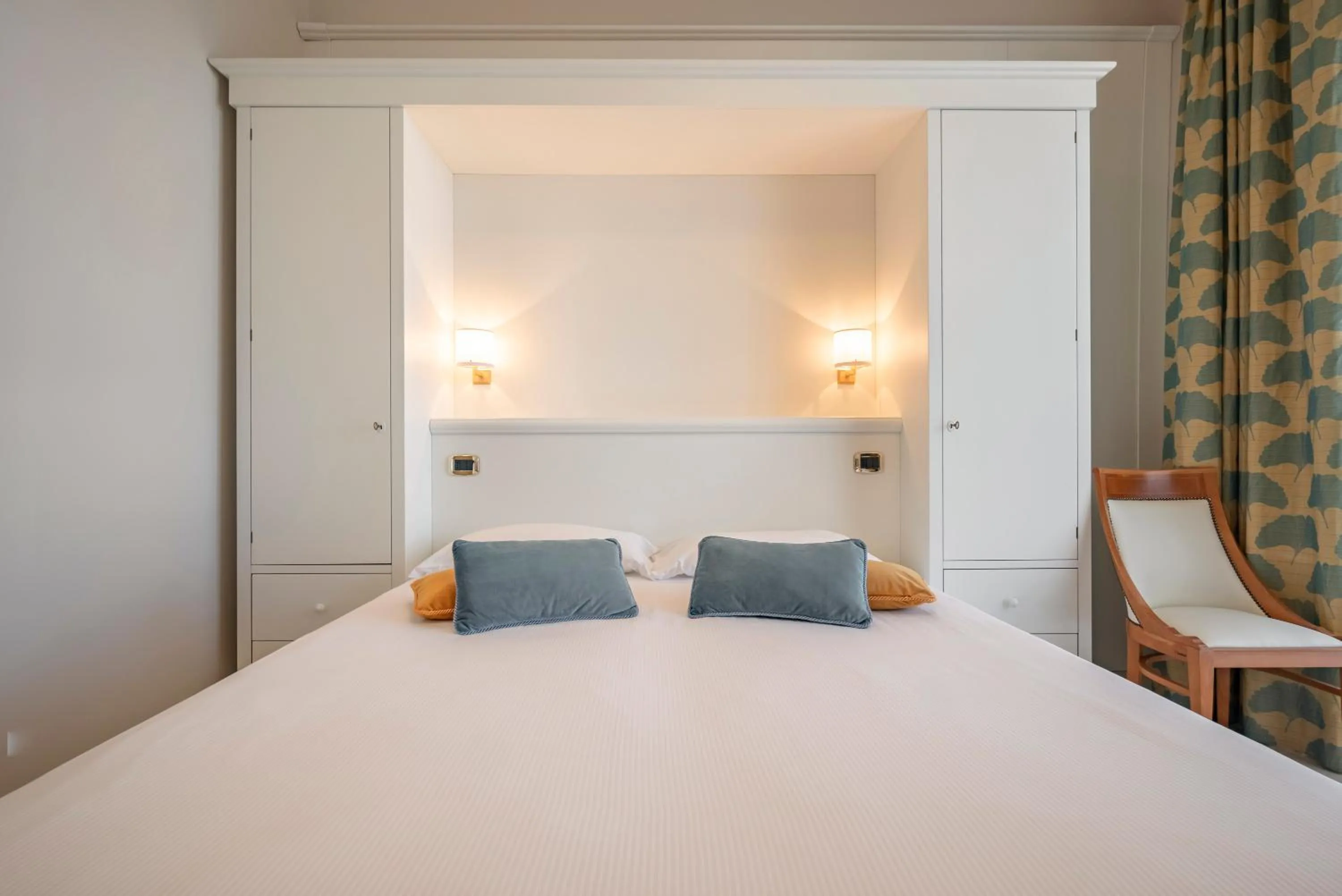 Bedroom, Bed in Hotel Terme Marine Leopoldo II TERME & SPA