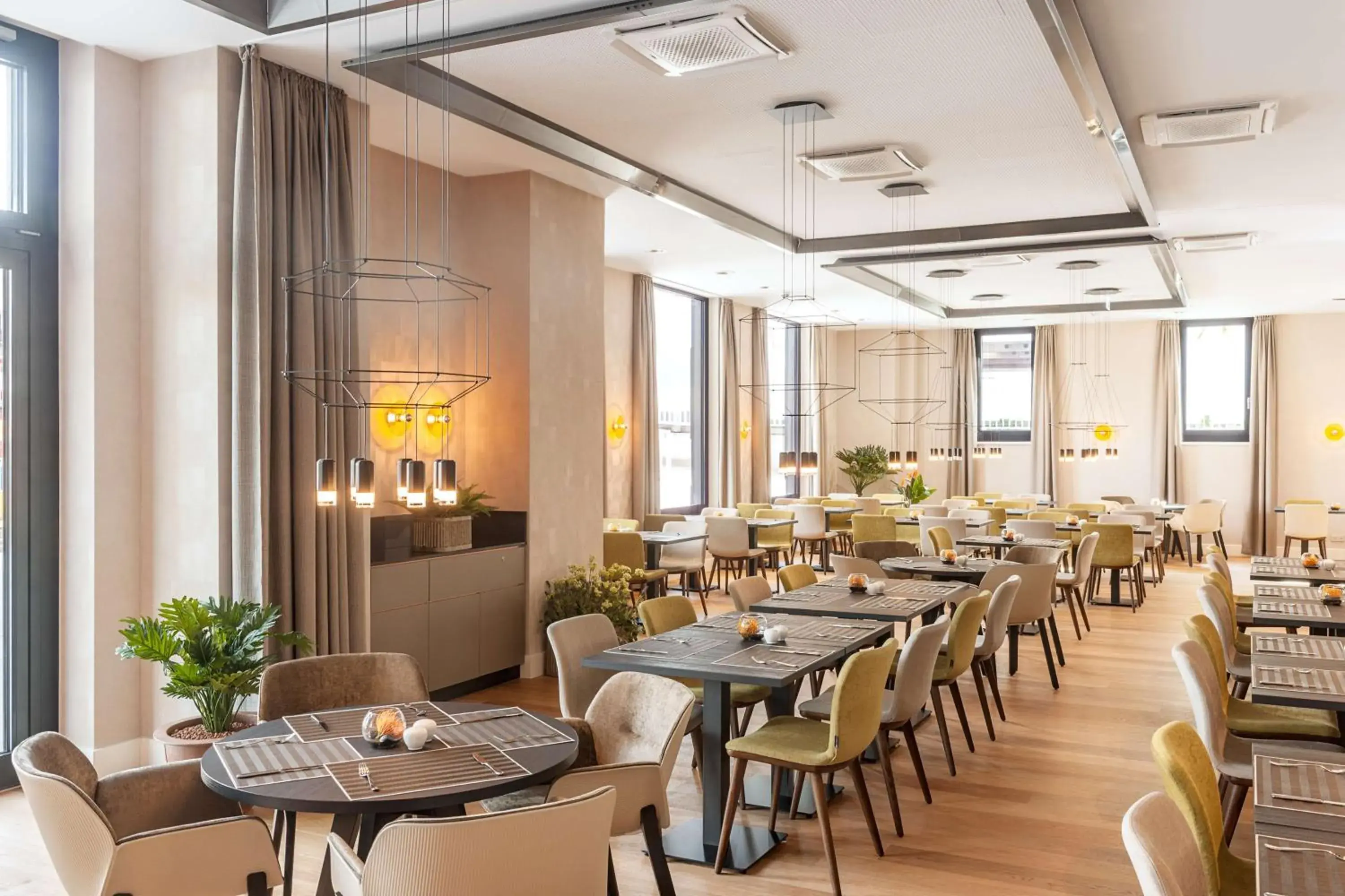 Restaurant/places to eat in NH Essen Restaurant/places to eat in NH Essen