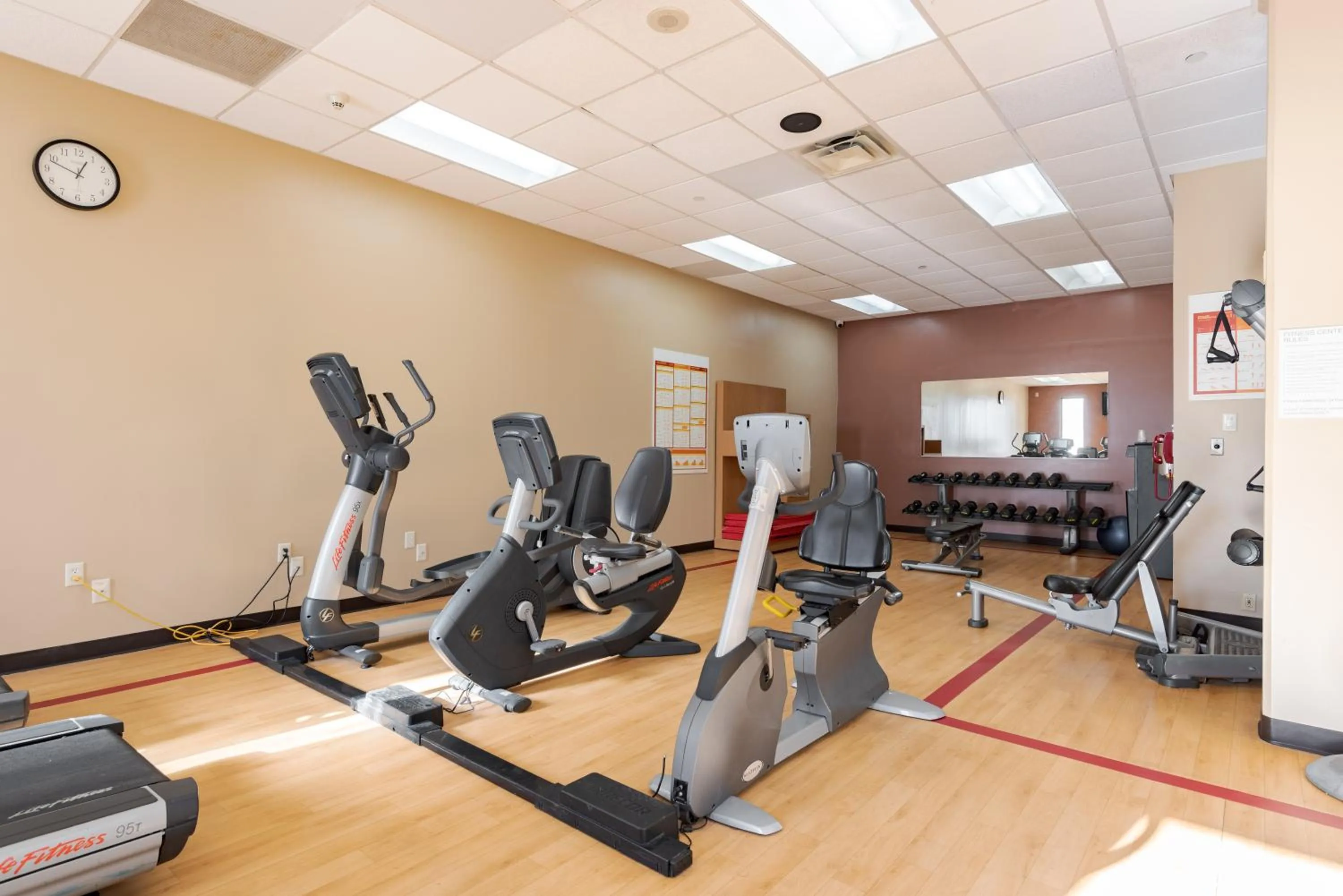Fitness centre/facilities in Wyndham Omaha Hotel - West Dodge